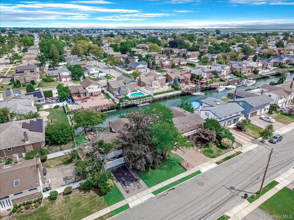 3249 Wolfson Drive, Baldwin, NY 11510