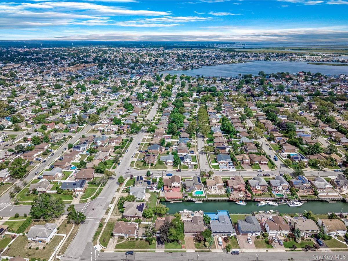 3249 Wolfson Drive, Baldwin, NY 11510