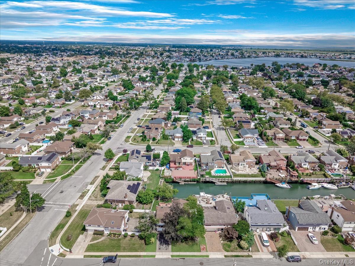 3249 Wolfson Drive, Baldwin, NY 11510