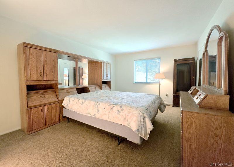 150 Birchwood Road, Coram, NY 11727