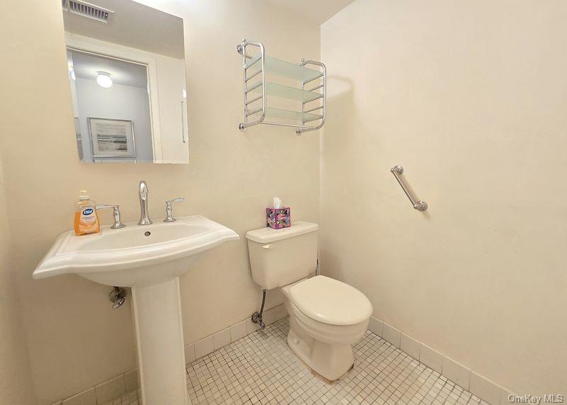 150 Birchwood Road, Coram, NY 11727