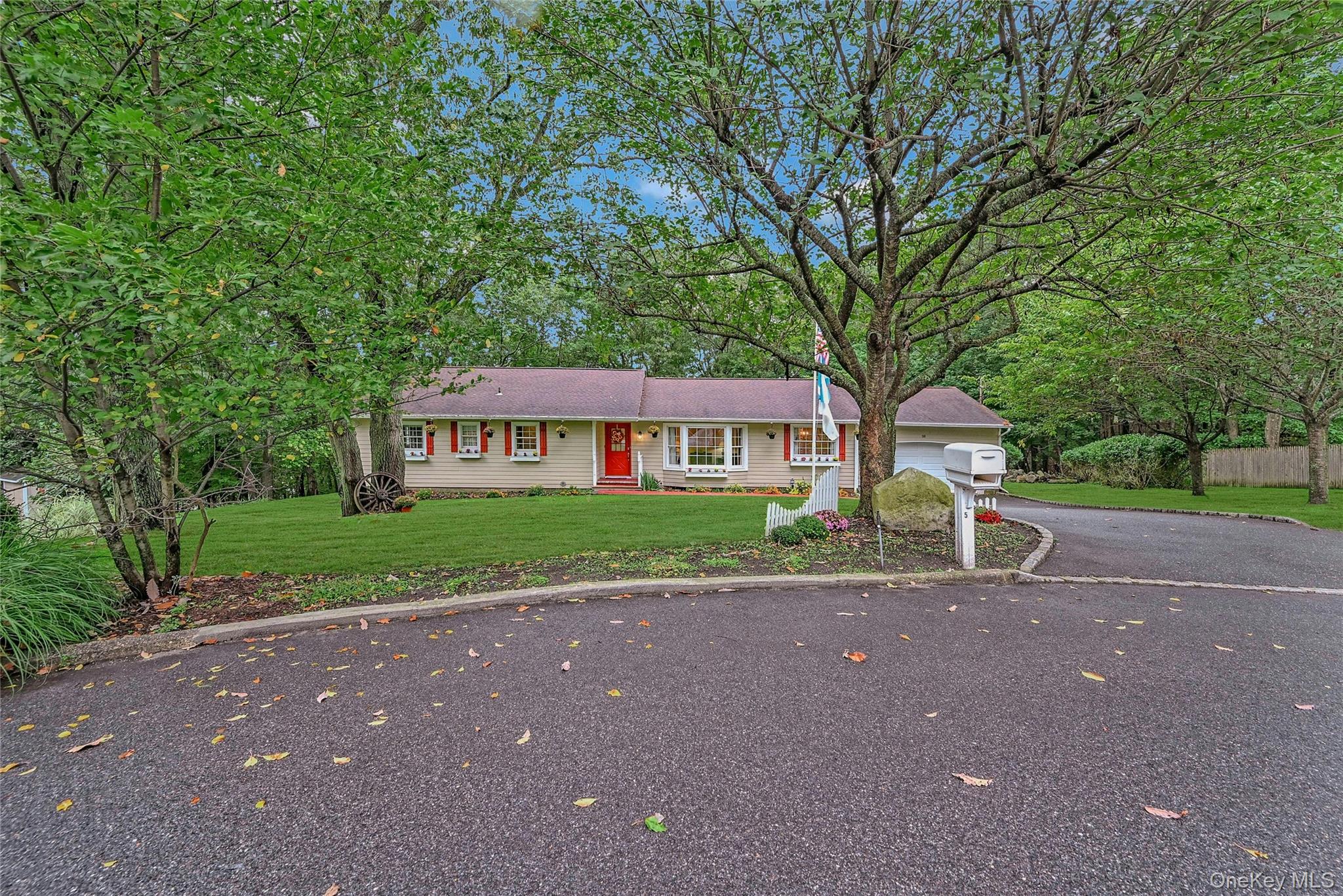 50 Hillcrest Avenue, Port Jefferson, NY 11777