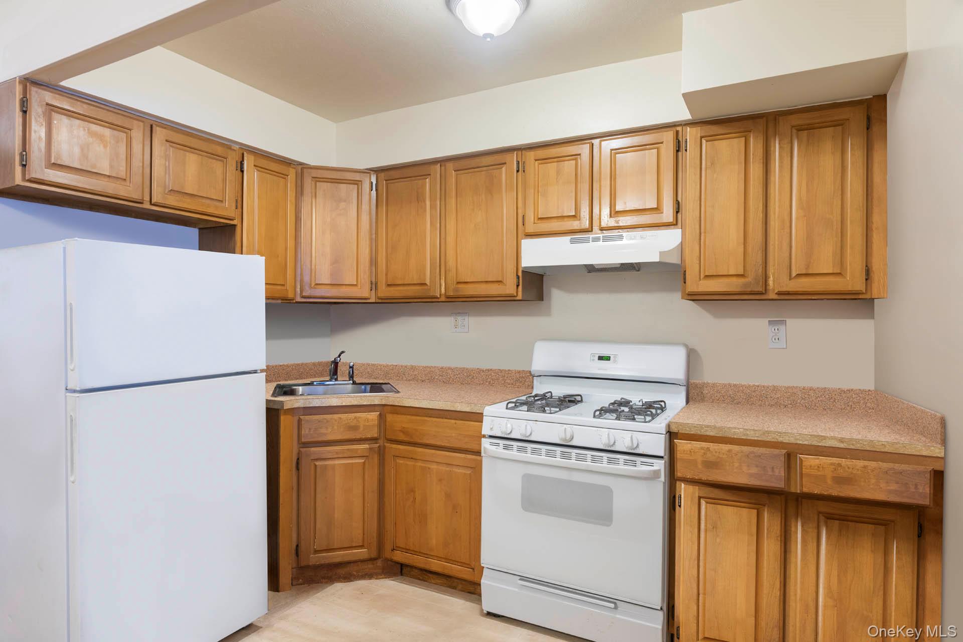 4204 Oneida Avenue, Bronx, NY 10470