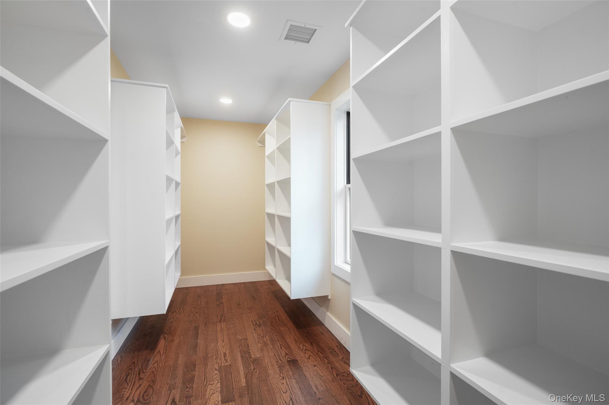 36 Hill And Dale Road, Cortlandt Manor, NY 10567