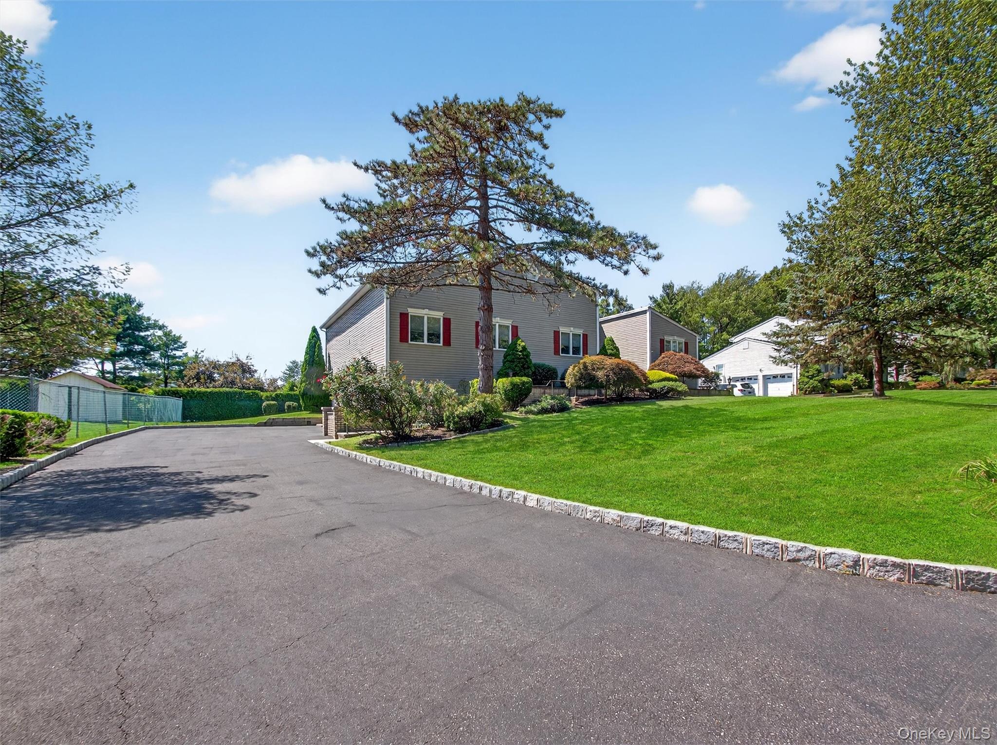 147 Schweizer Lane, Bardonia, NY 10954