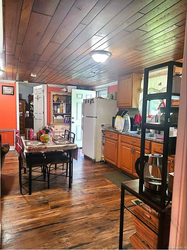 112 S Bedford Avenue, Islandia, NY 11749