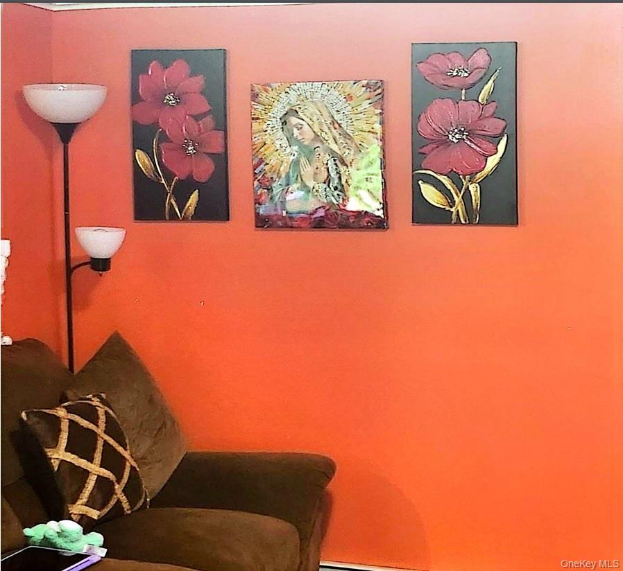 112 S Bedford Avenue, Islandia, NY 11749