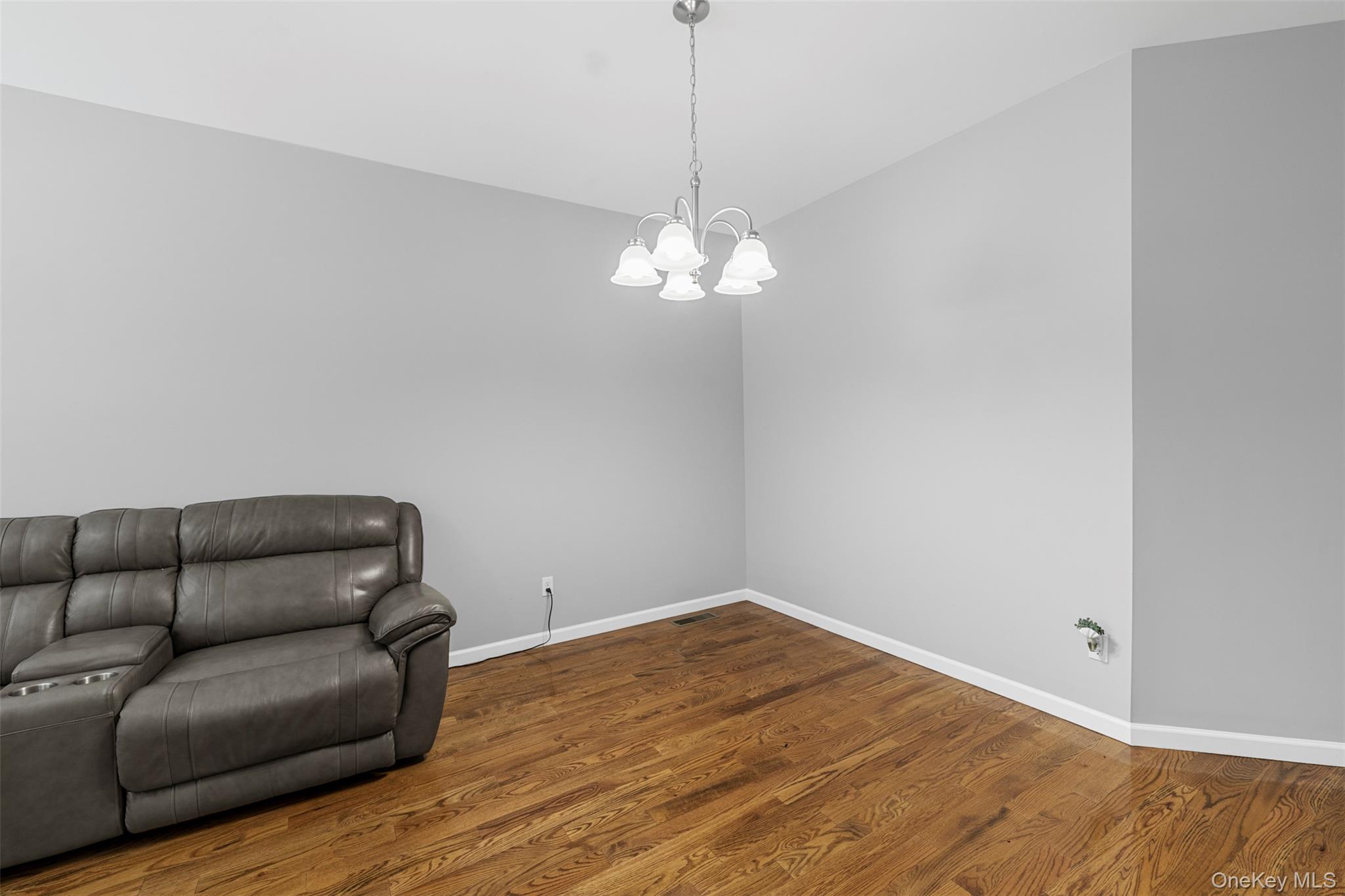 28 Pinto Road W, Middletown, NY 10941