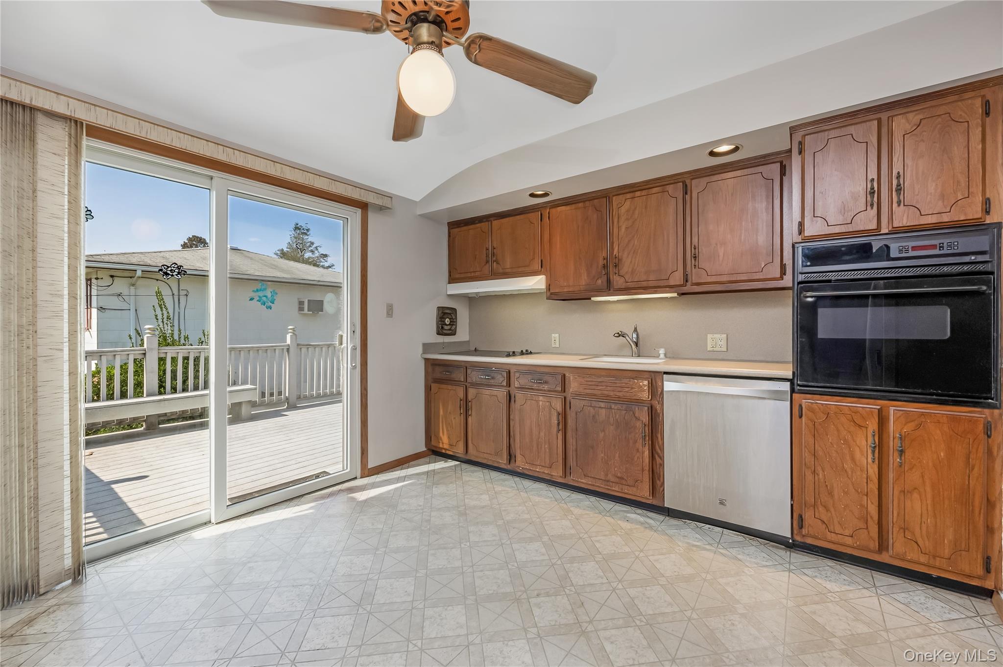 27 Belmont Avenue, Plainview, NY 11803