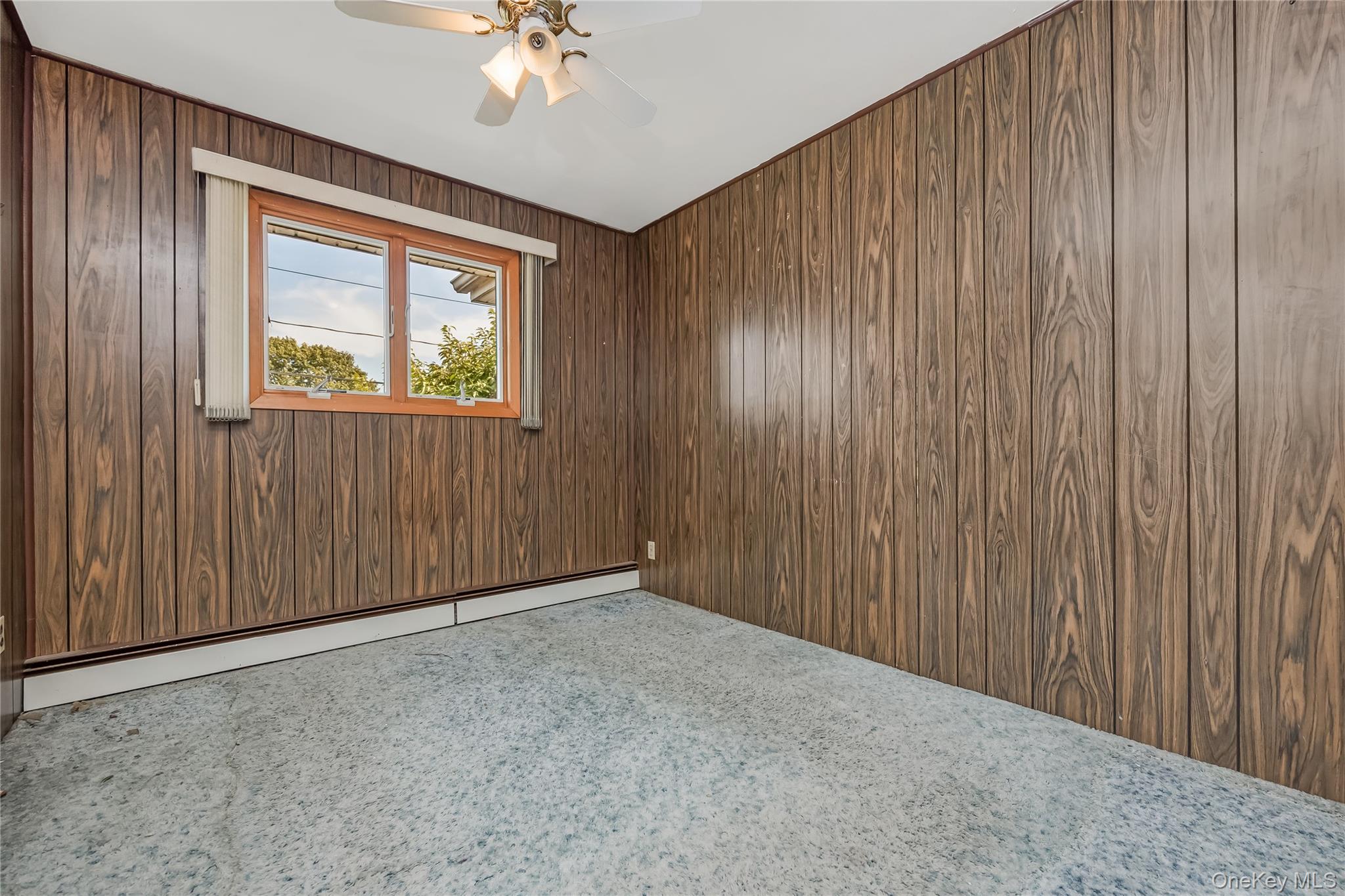 27 Belmont Avenue, Plainview, NY 11803