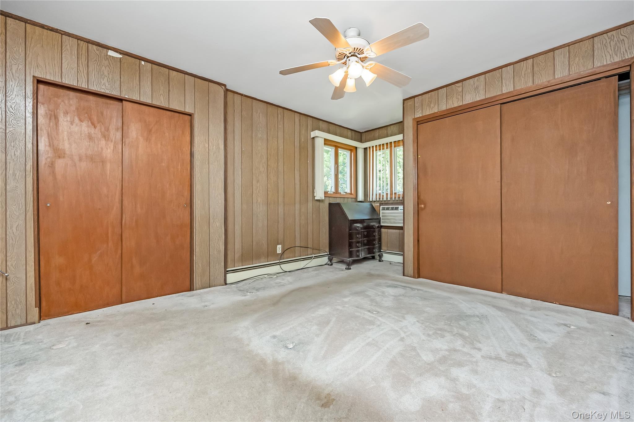 27 Belmont Avenue, Plainview, NY 11803