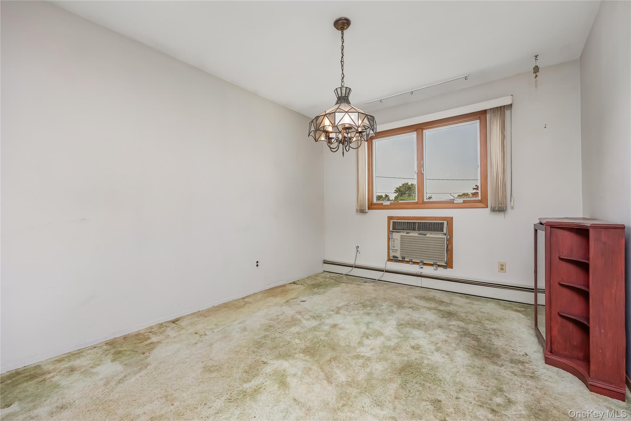 27 Belmont Avenue, Plainview, NY 11803