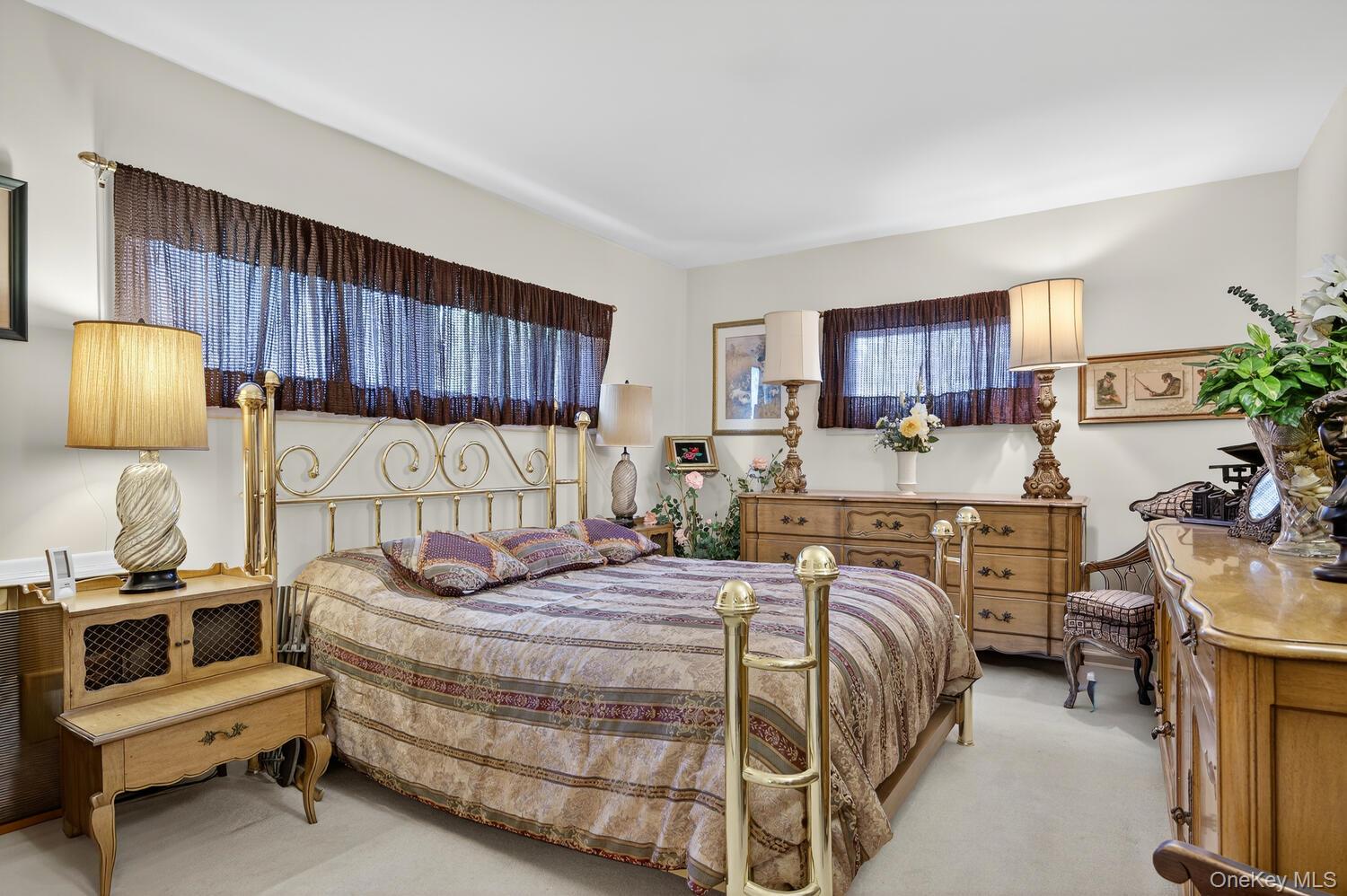 12 Griffith Lane, Huntington, NY 11743