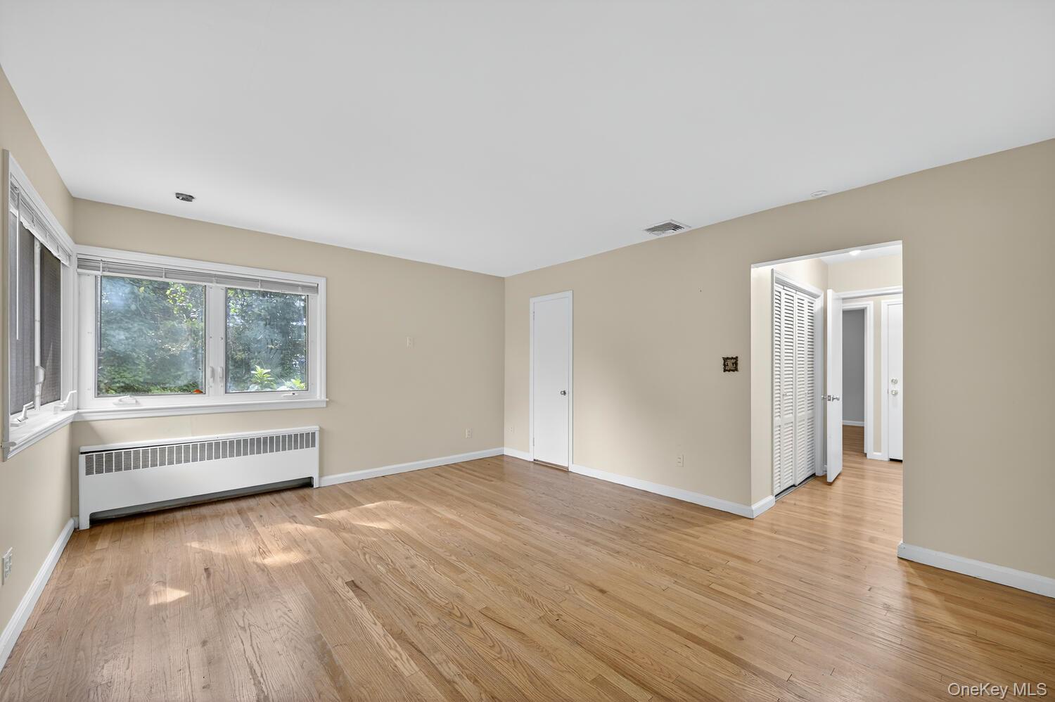 12 Griffith Lane, Huntington, NY 11743