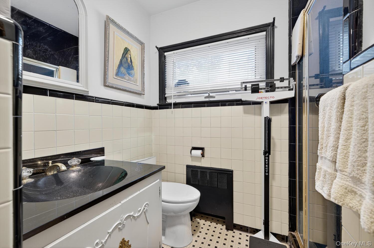 12 Griffith Lane, Huntington, NY 11743