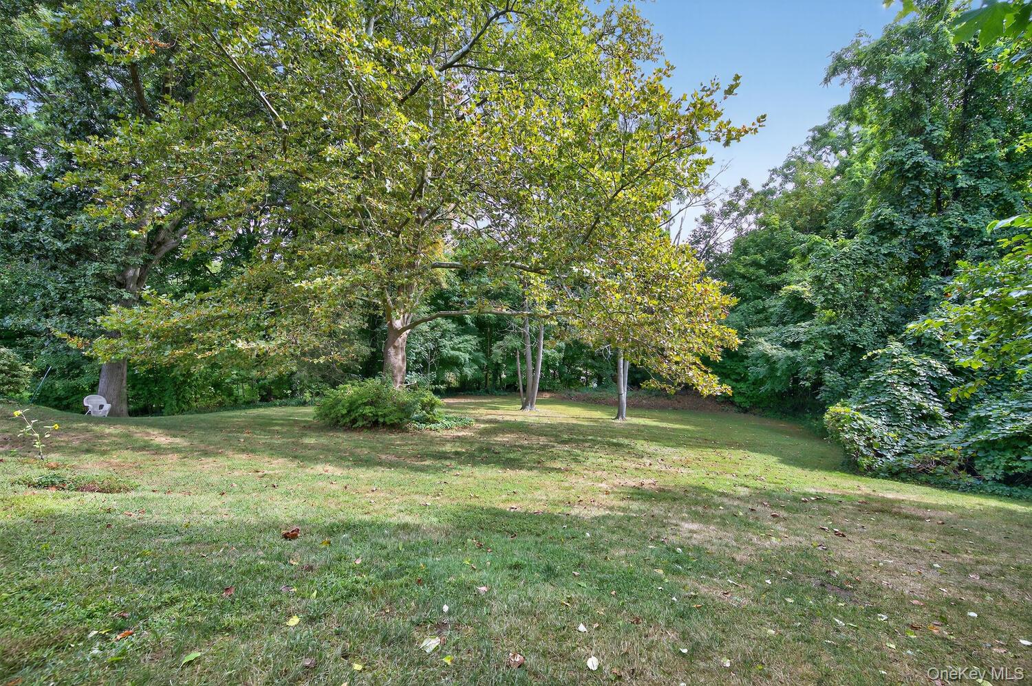 12 Griffith Lane, Huntington, NY 11743