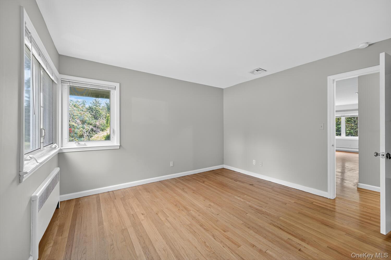 12 Griffith Lane, Huntington, NY 11743