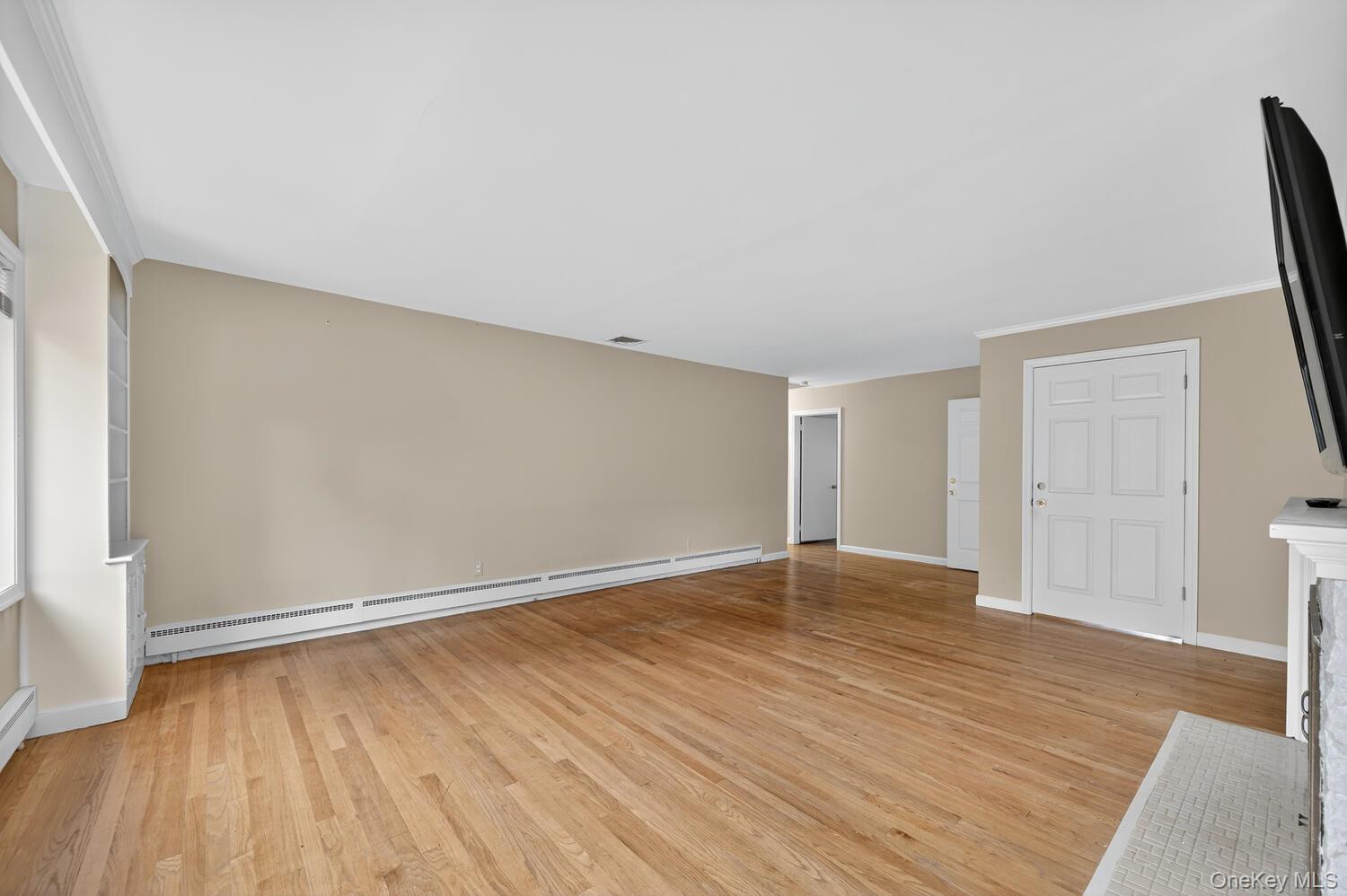 12 Griffith Lane, Huntington, NY 11743