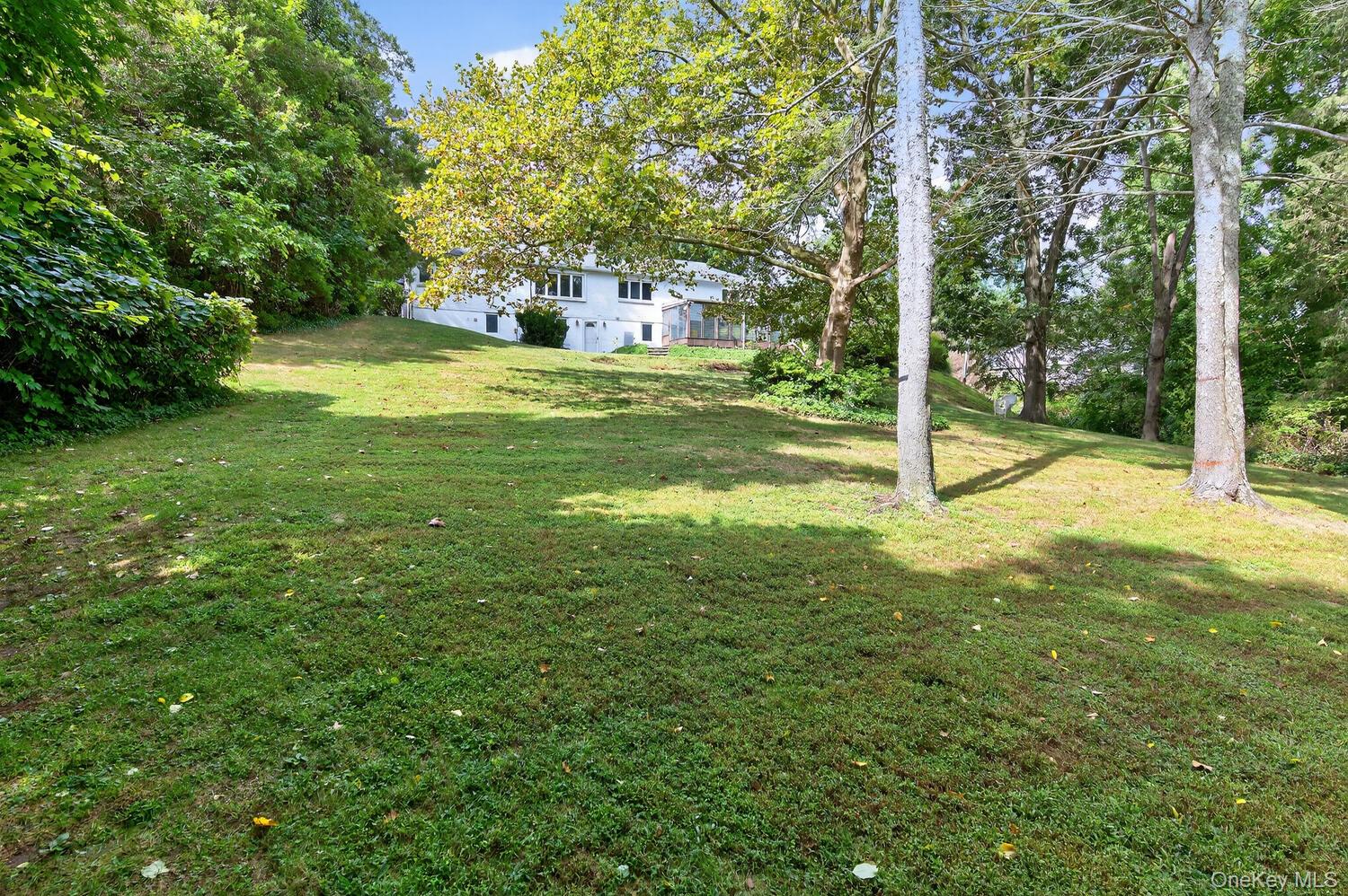 12 Griffith Lane, Huntington, NY 11743