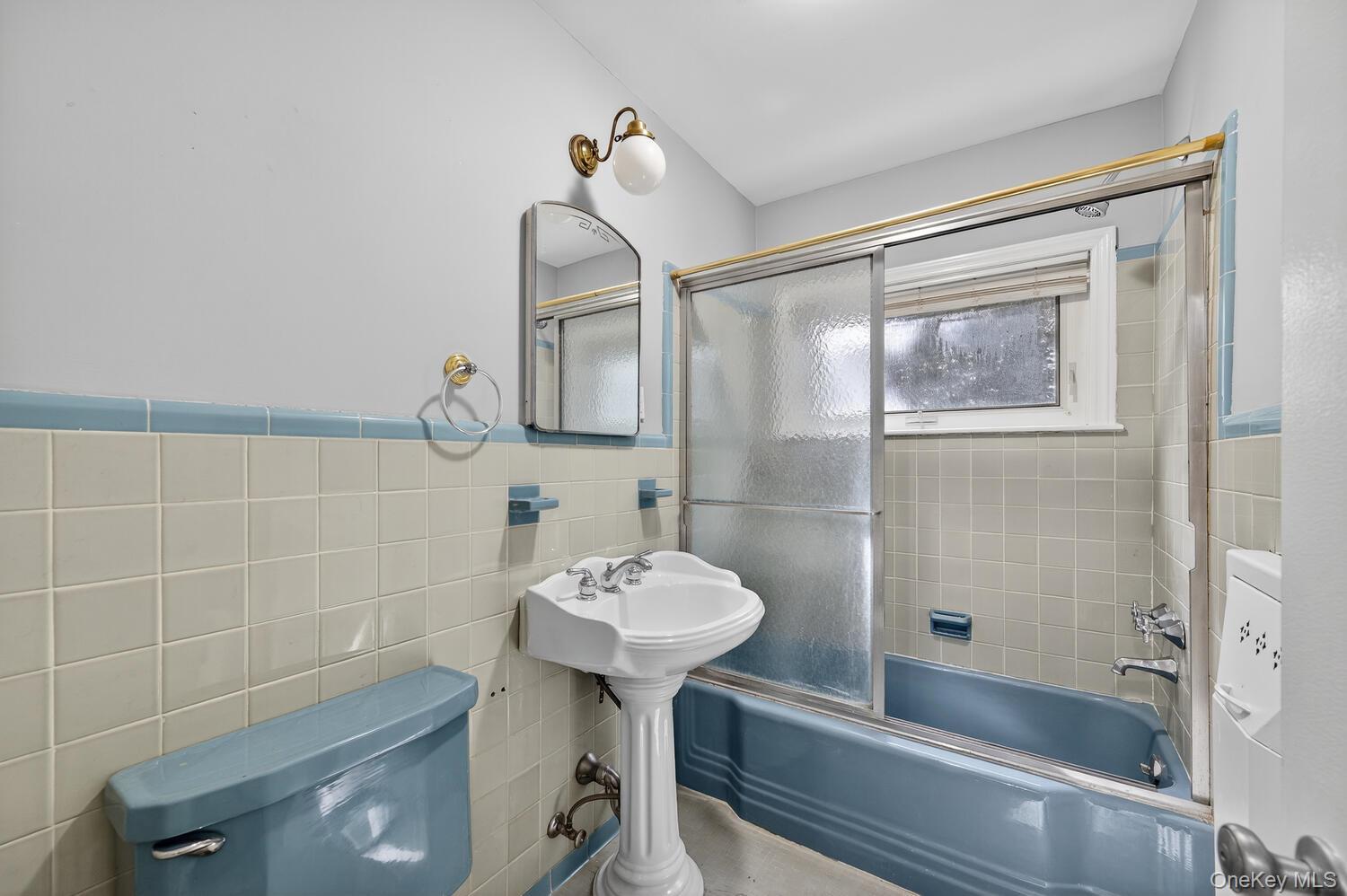 12 Griffith Lane, Huntington, NY 11743