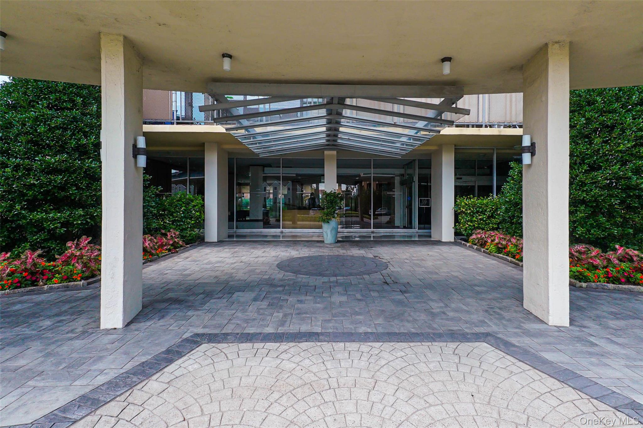 166-25 Powells Cove Boulevard # 3G, Beechhurst, NY 11357