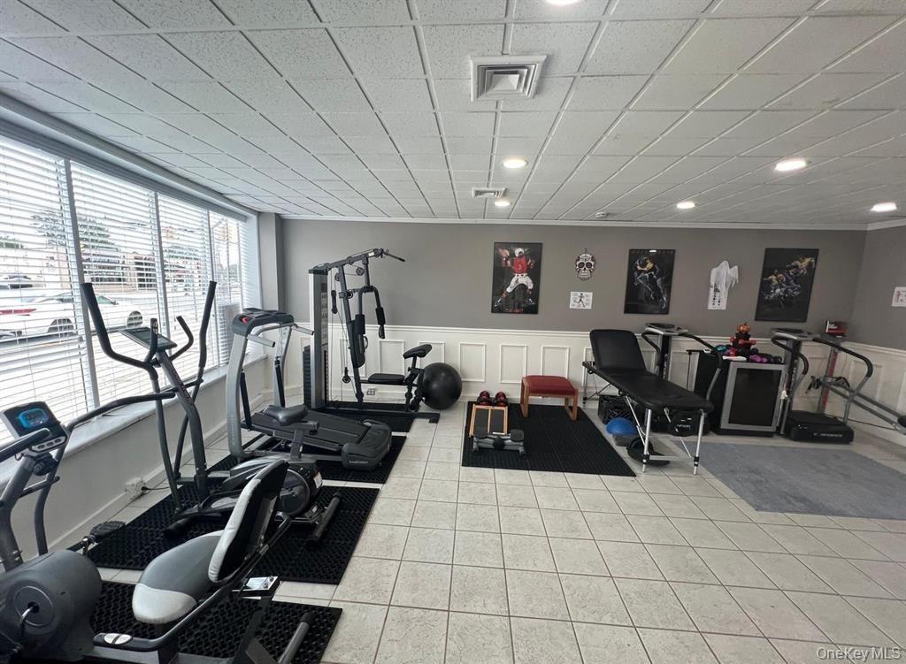 1026-1026A Little East Neck Road, West Babylon, NY 11704