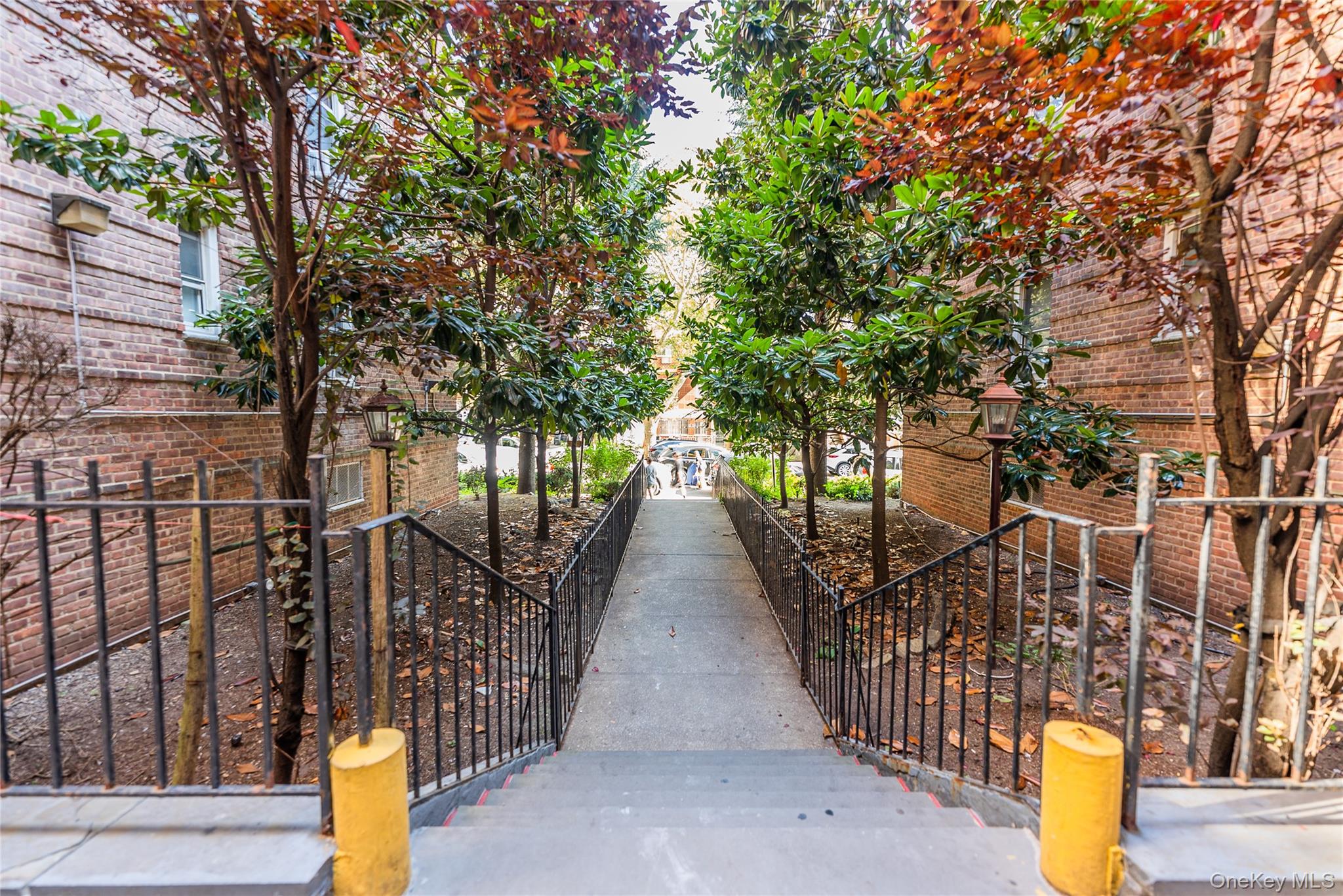 134 39 Blossom Ave # 1H, Flushing, NY 11355