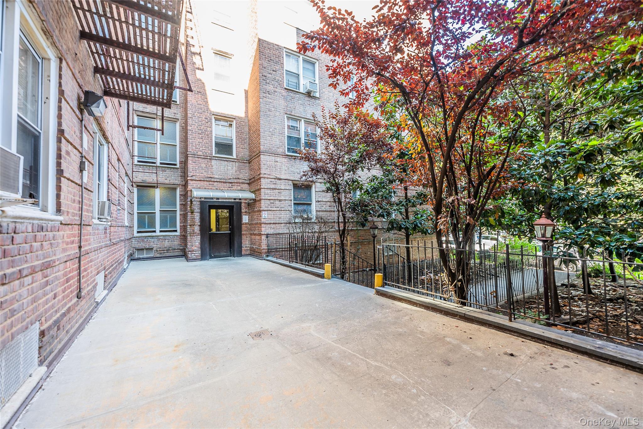 134 39 Blossom Ave # 1H, Flushing, NY 11355