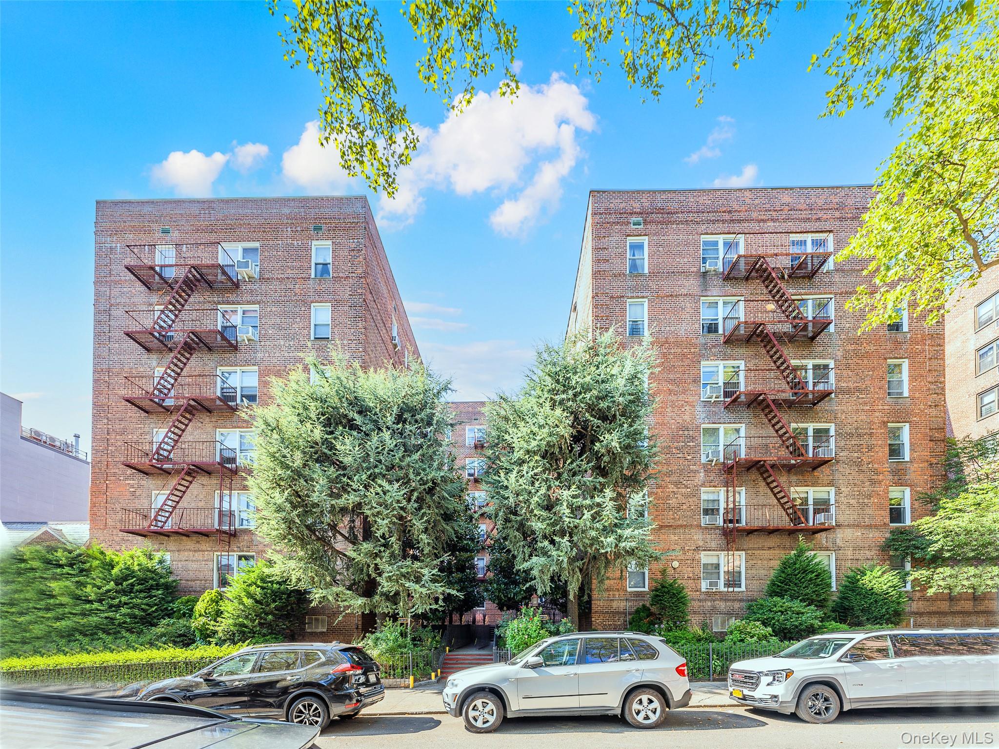 134 39 Blossom Ave # 1H, Flushing, NY 11355