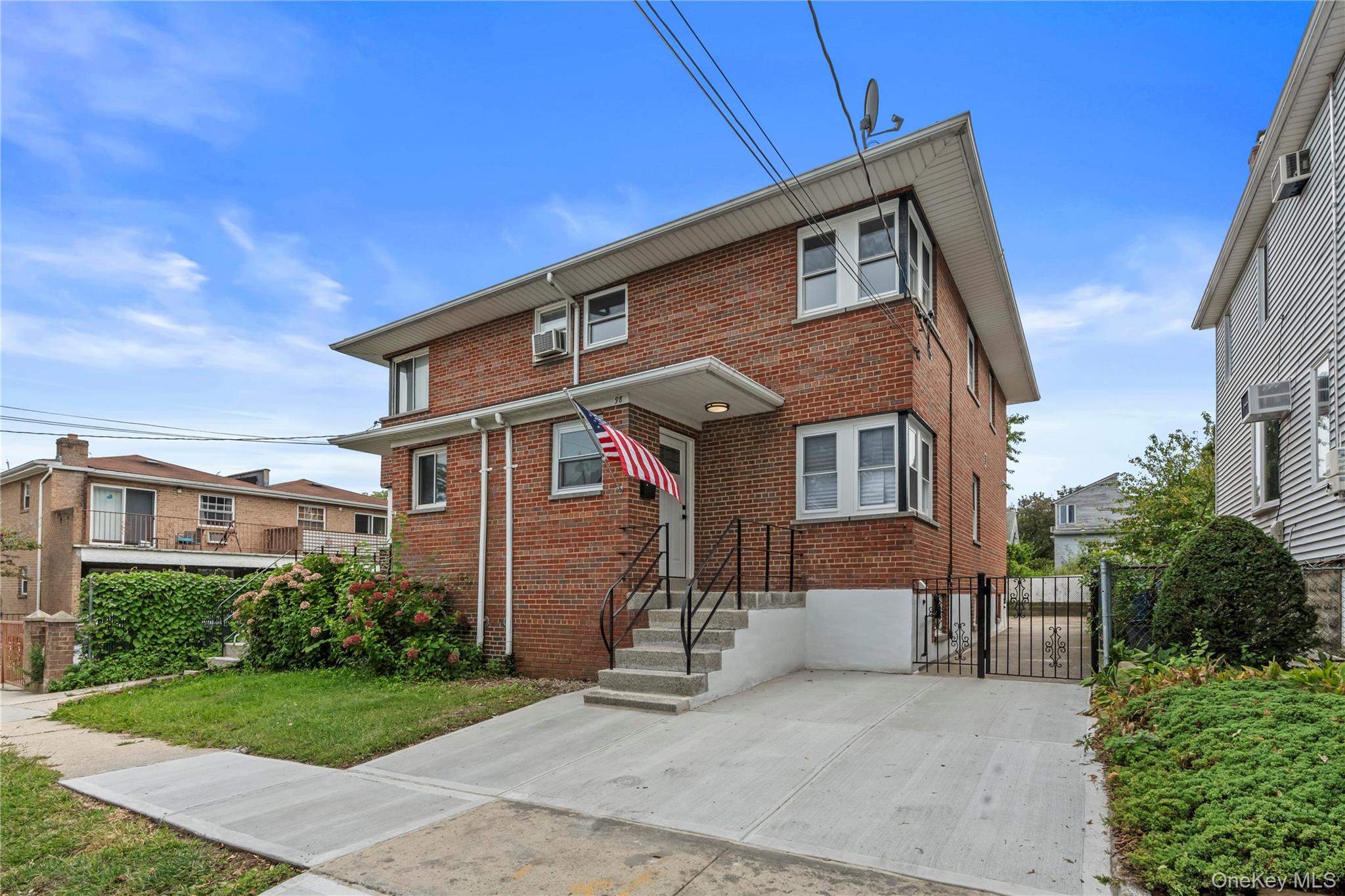 98 Pell Place, Bronx, NY 10464