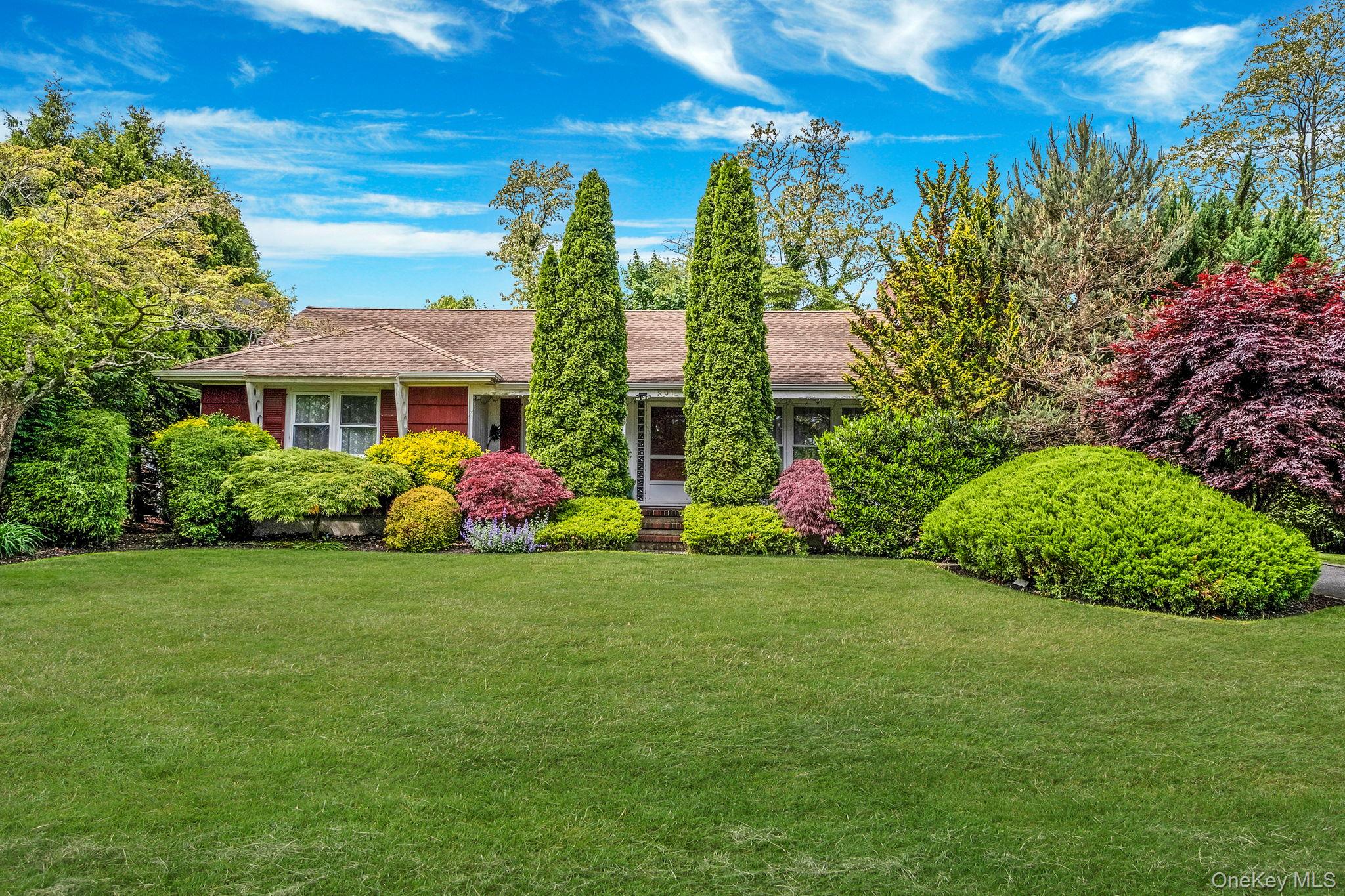 891 Pondview Road, Riverhead, NY 11901