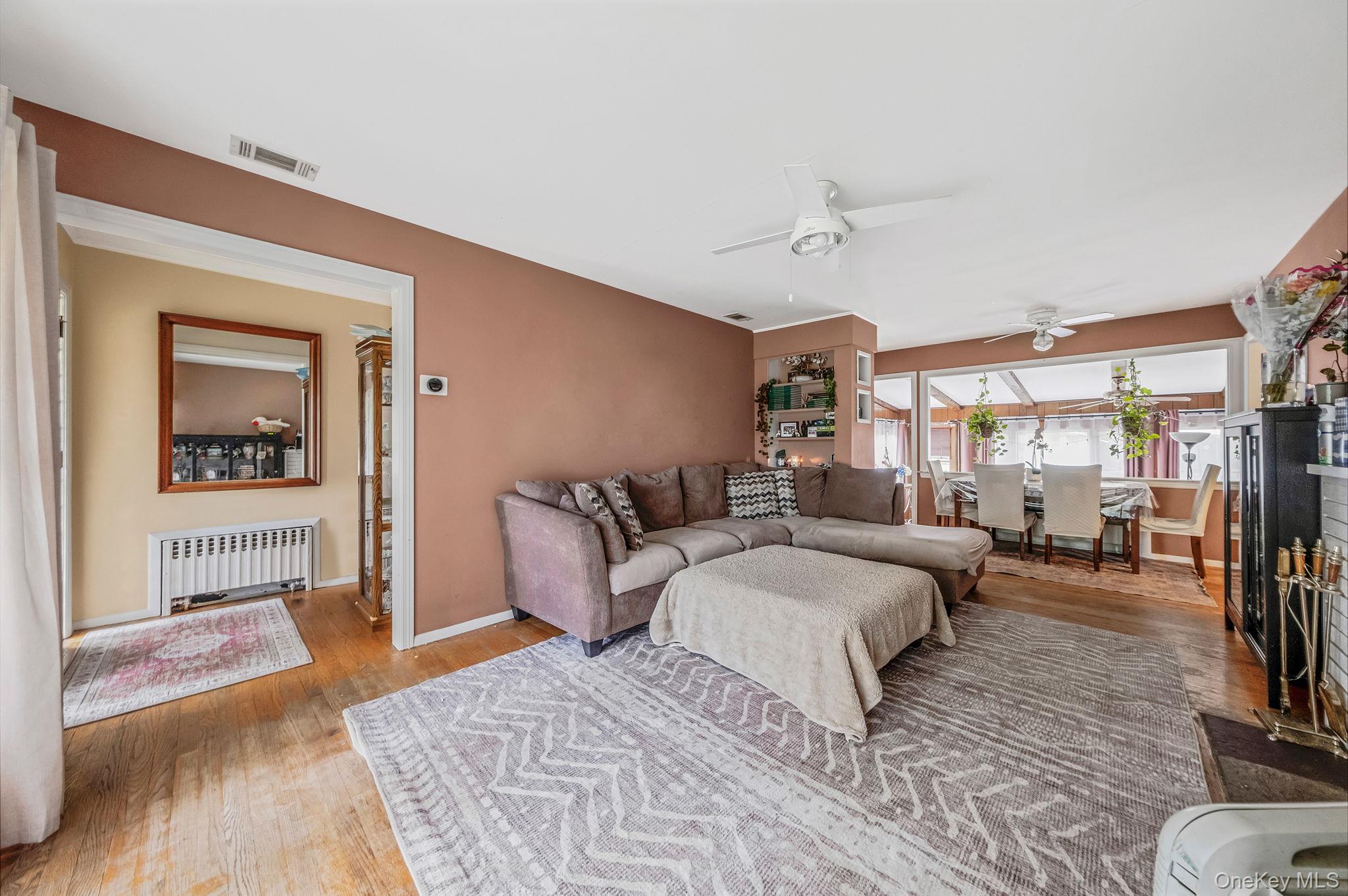 891 Pondview Road, Riverhead, NY 11901