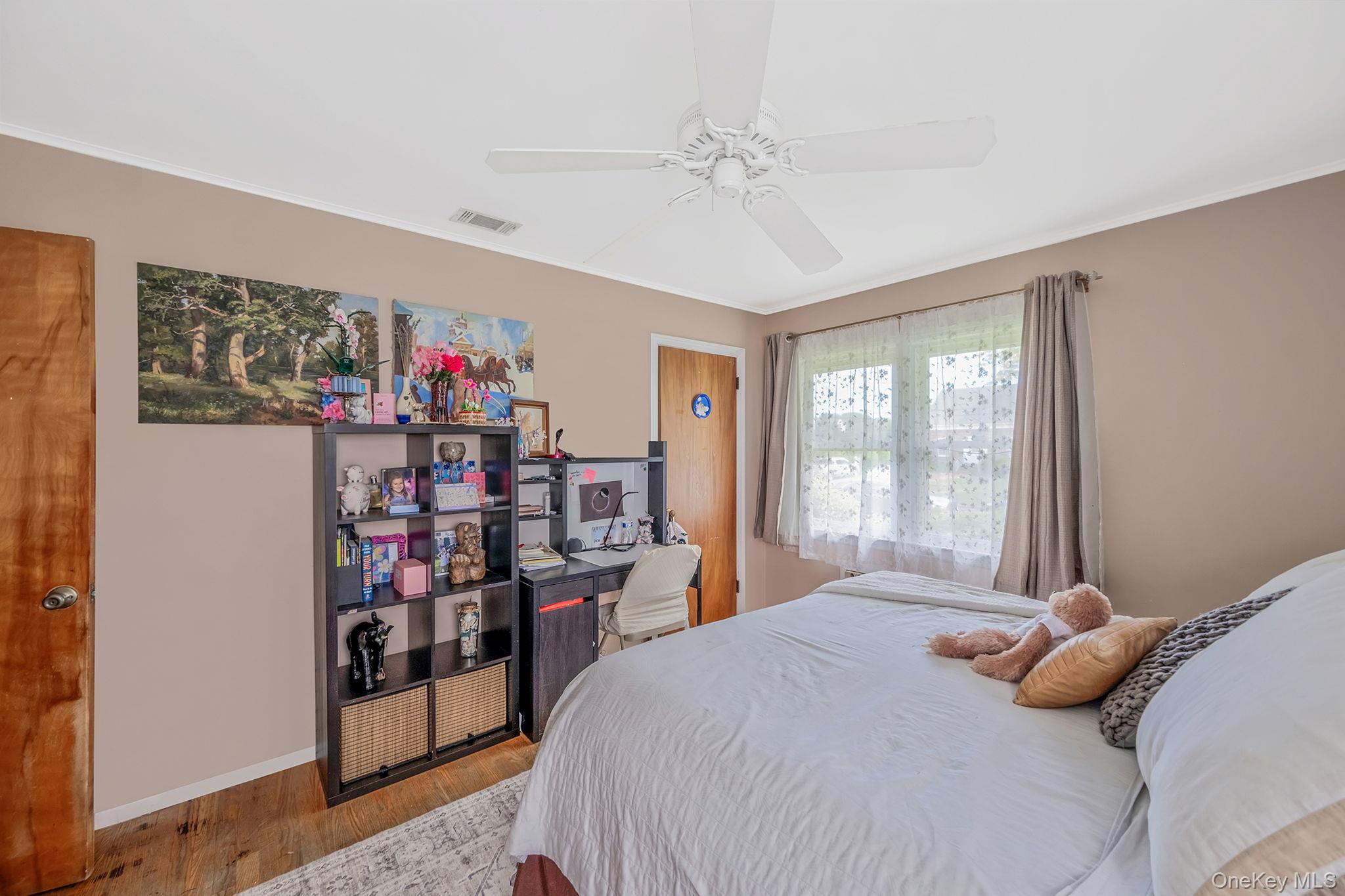 891 Pondview Road, Riverhead, NY 11901