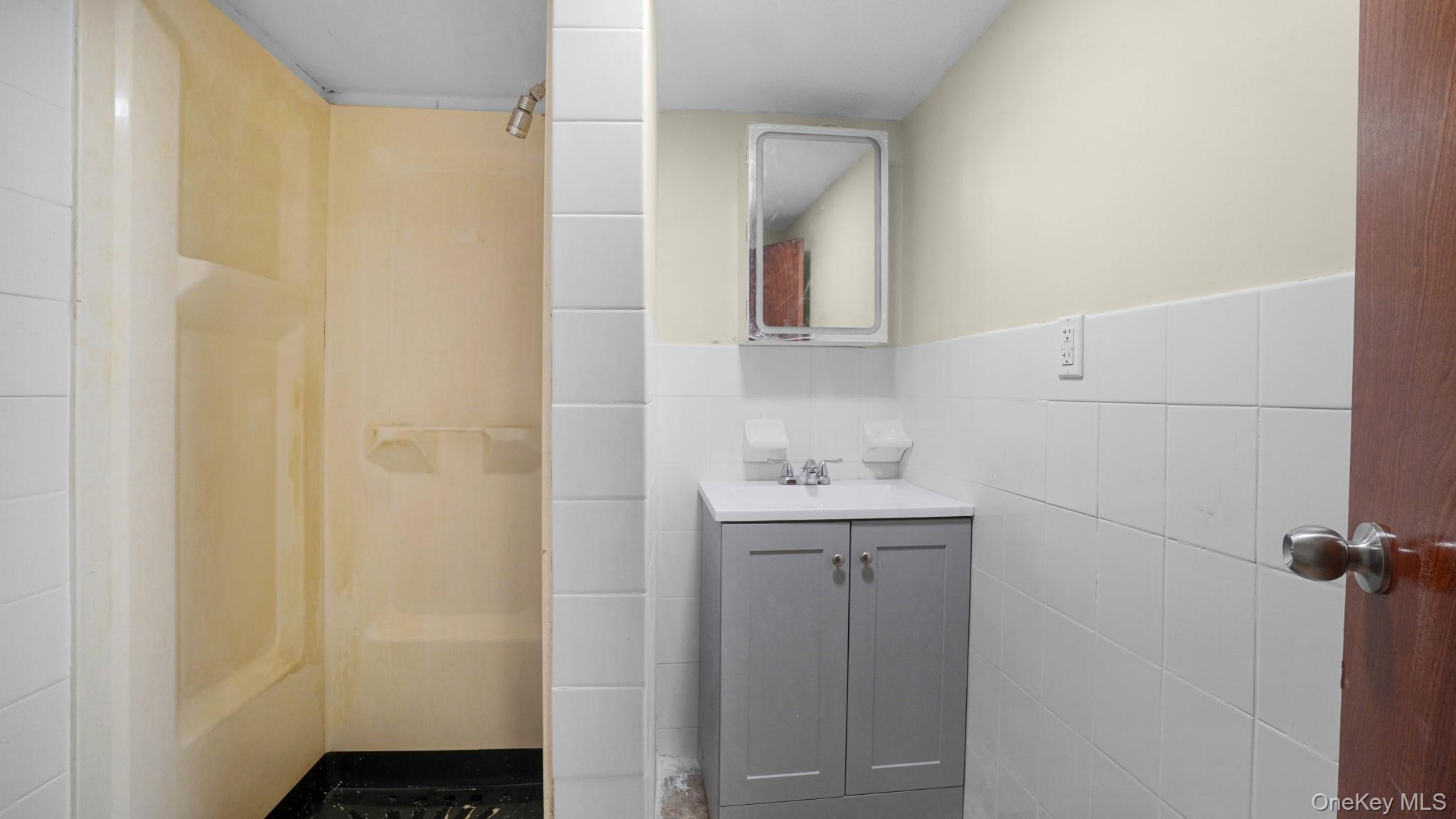 24519 147th Drive, Rosedale, NY 11422