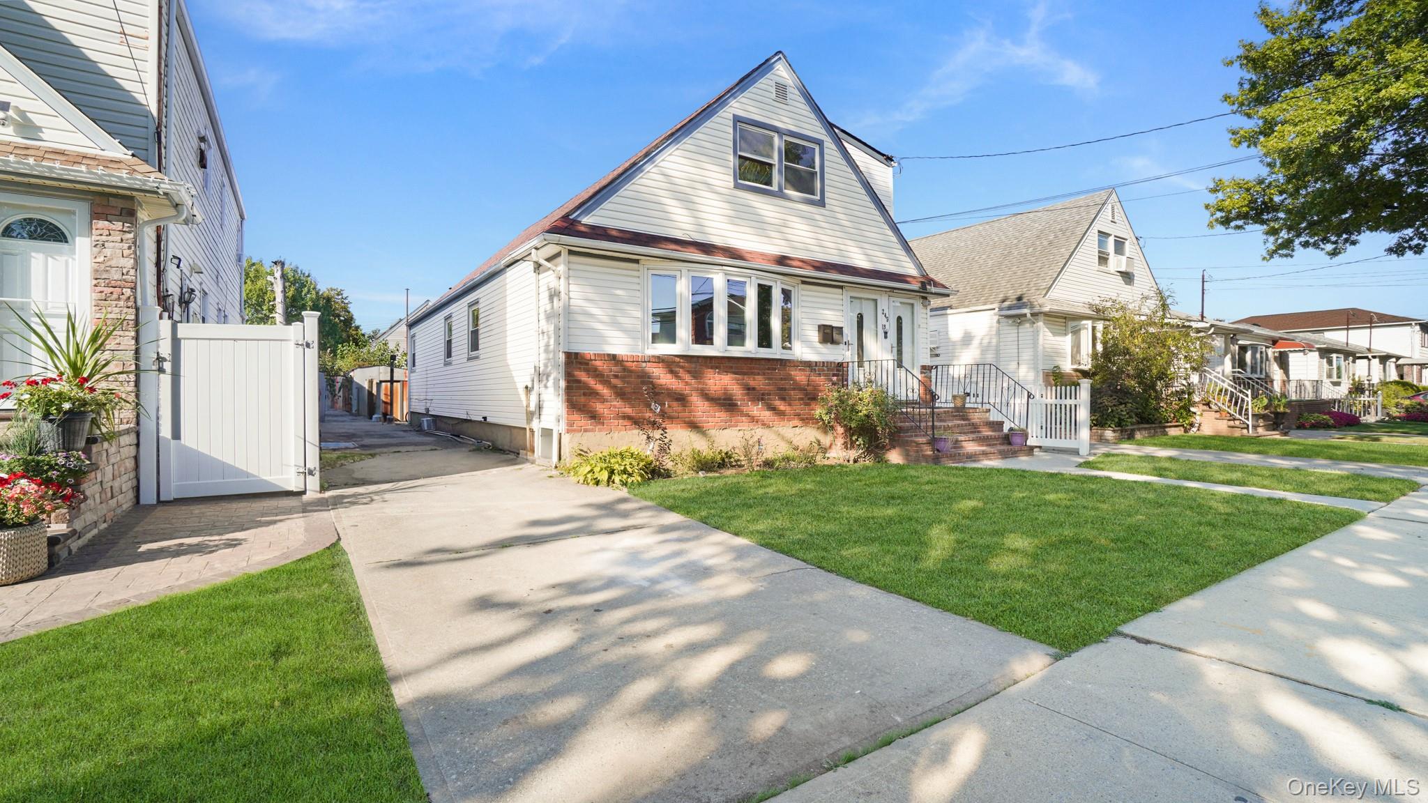 24519 147th Drive, Rosedale, NY 11422