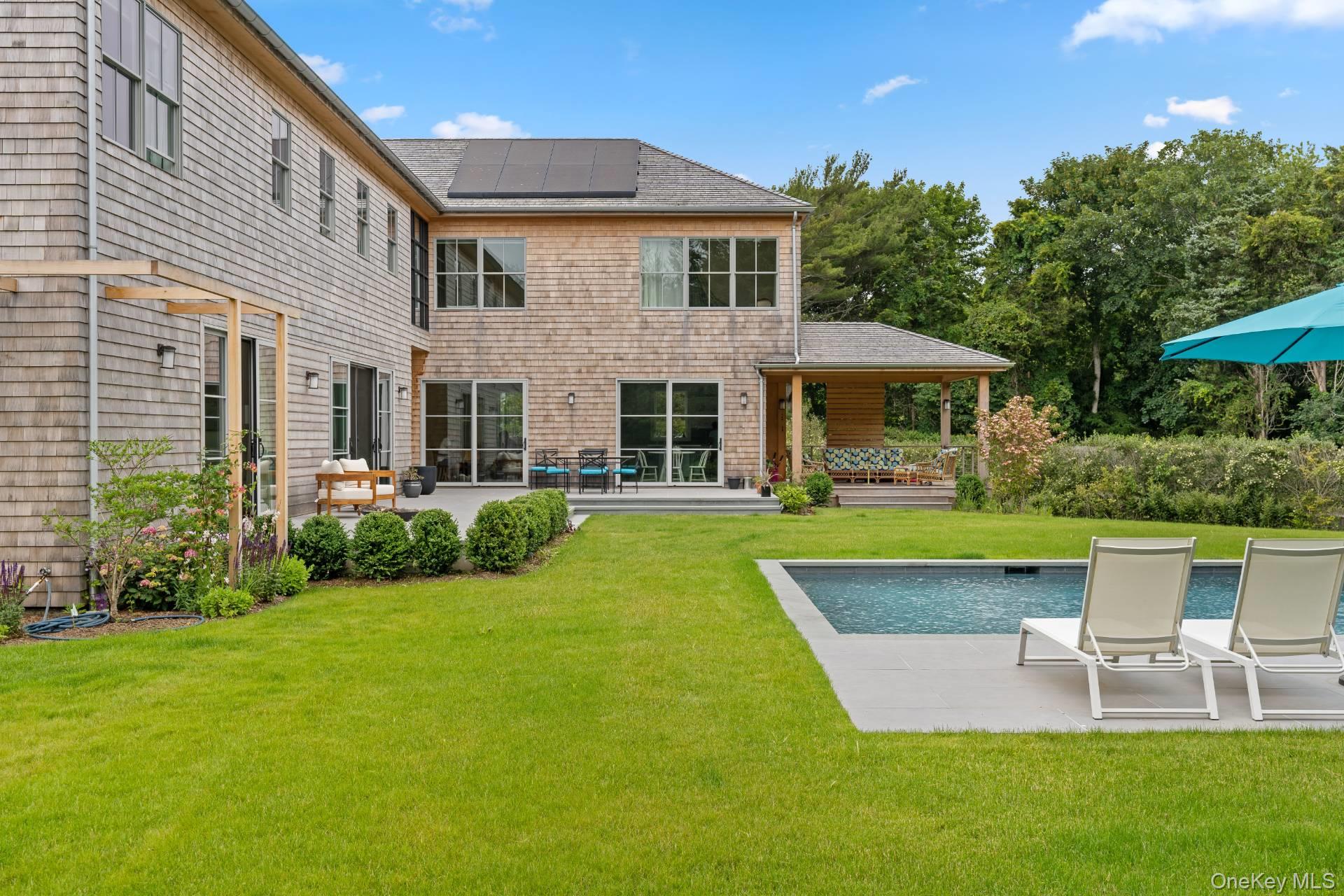 26 Georgian Lane, Water Mill, NY 11976