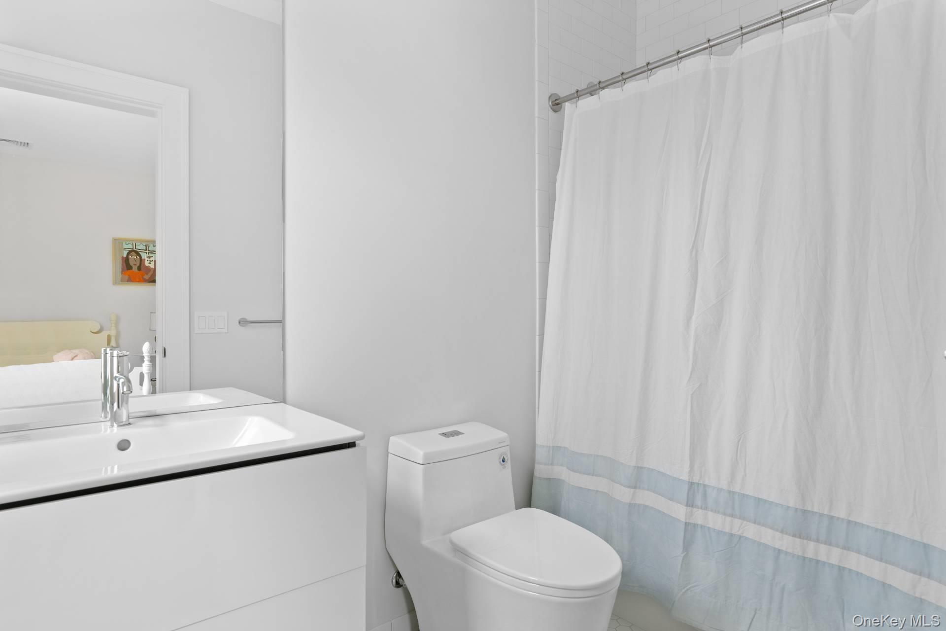 26 Georgian Lane, Water Mill, NY 11976