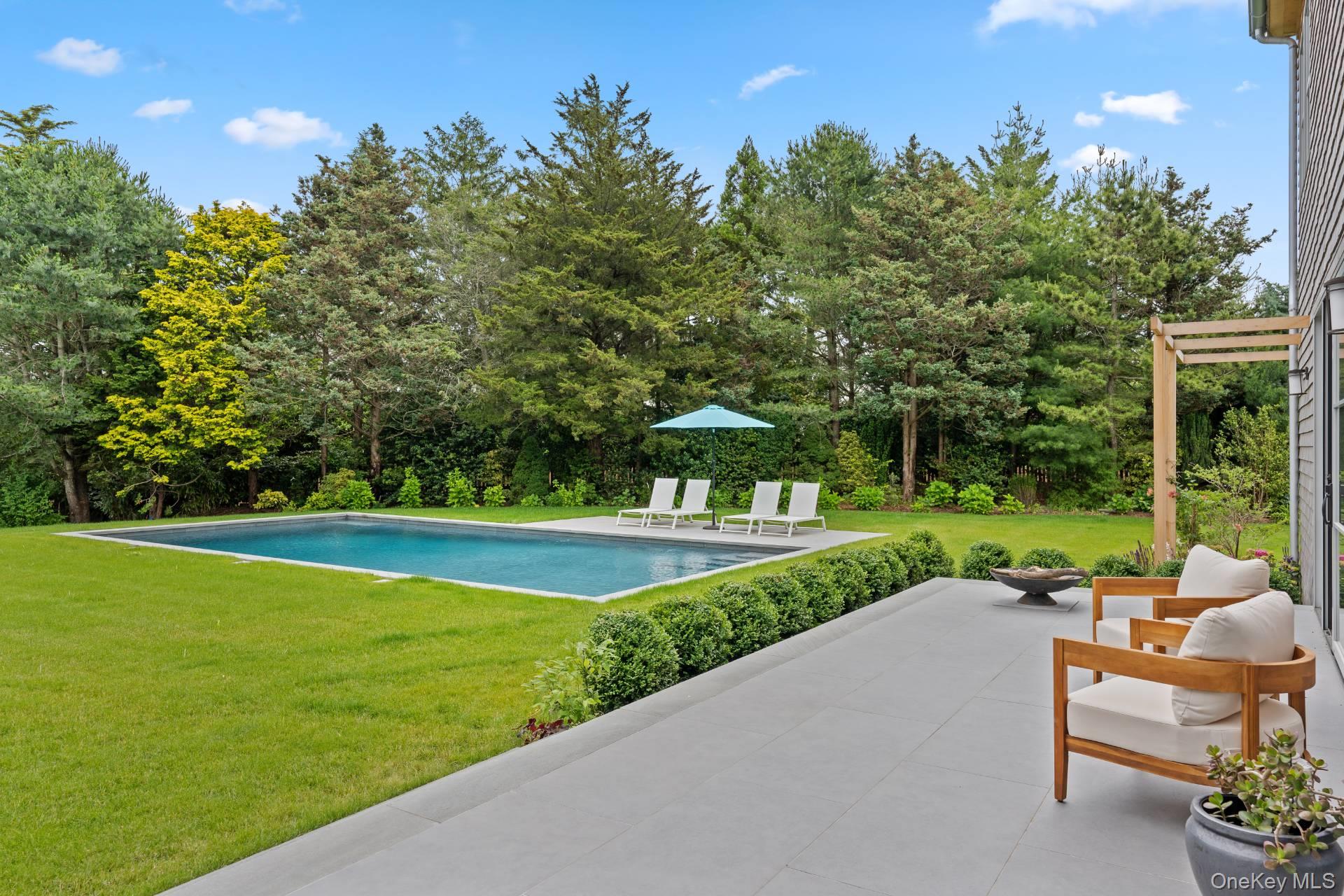 26 Georgian Lane, Water Mill, NY 11976