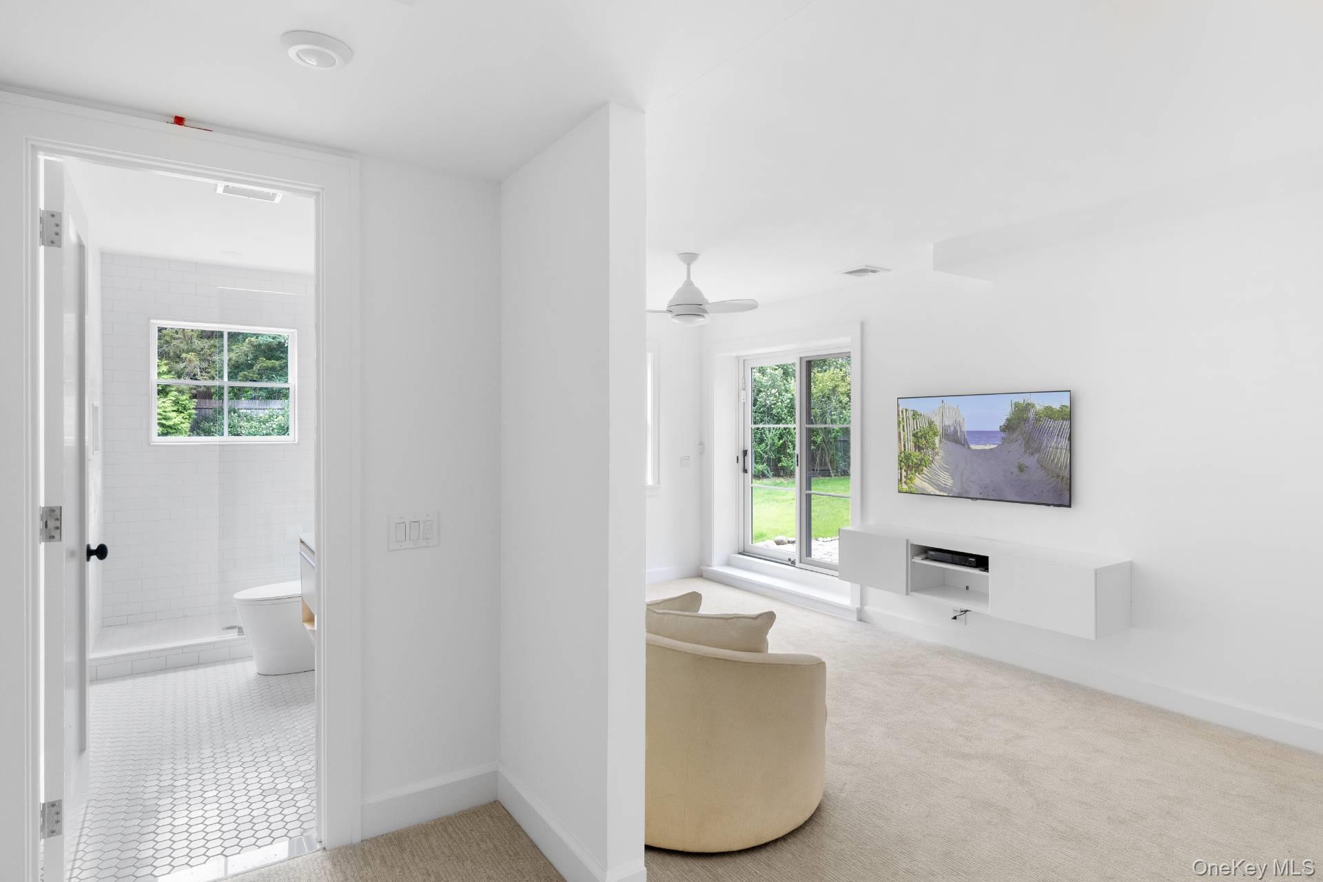 26 Georgian Lane, Water Mill, NY 11976