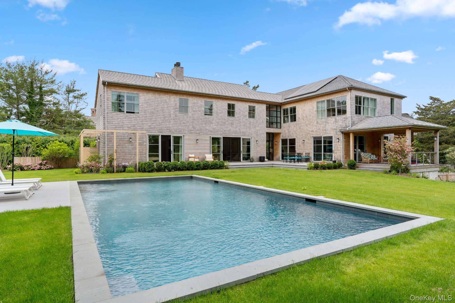 26 Georgian Lane, Water Mill, NY 11976