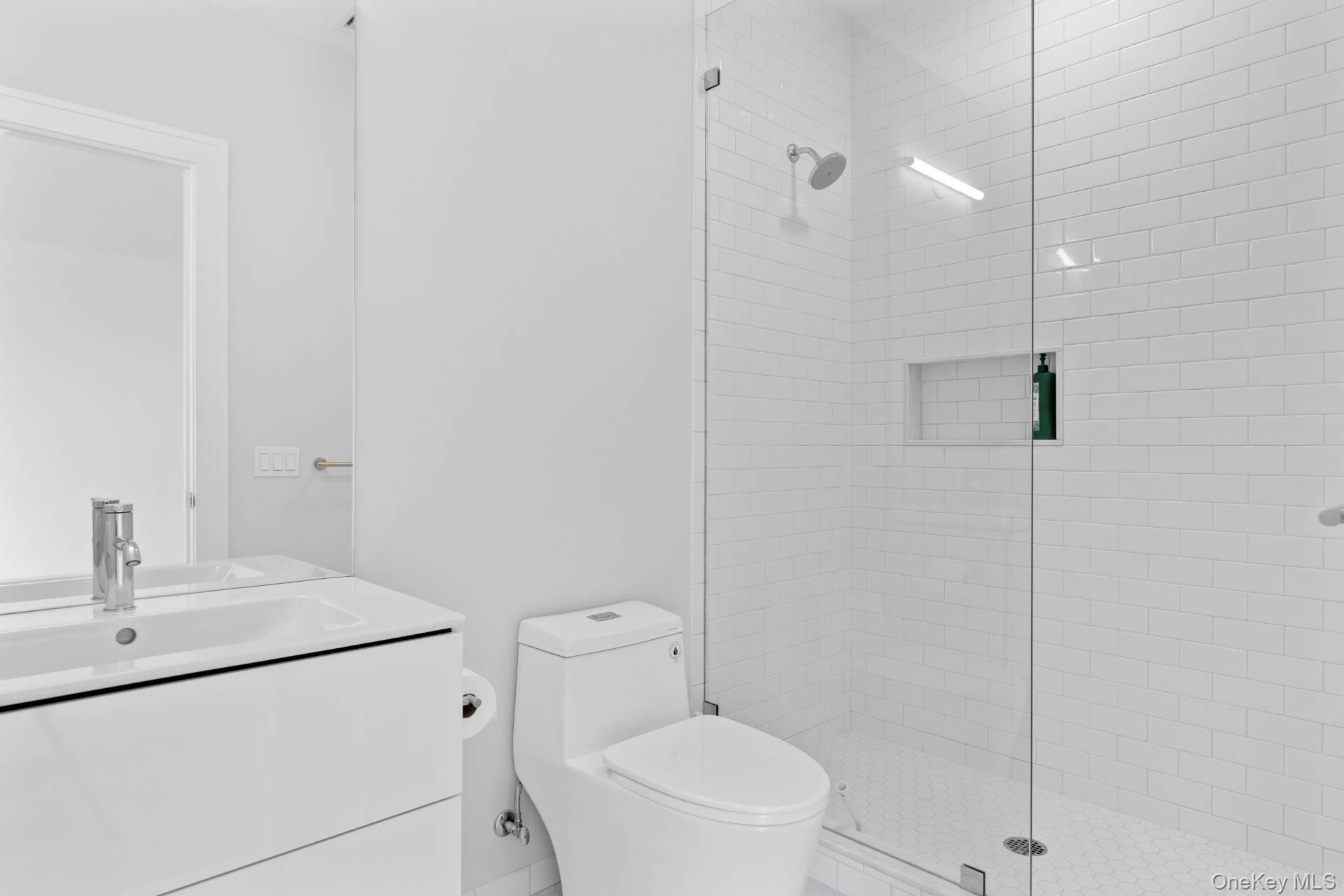 26 Georgian Lane, Water Mill, NY 11976