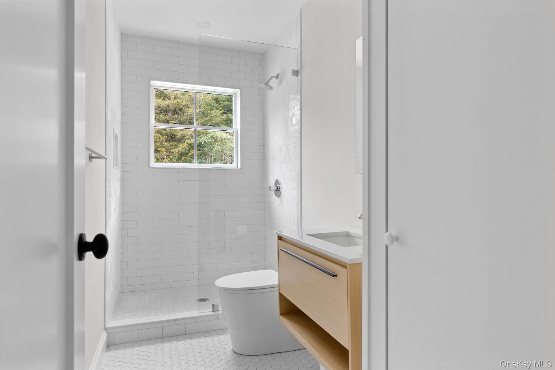 26 Georgian Lane, Water Mill, NY 11976