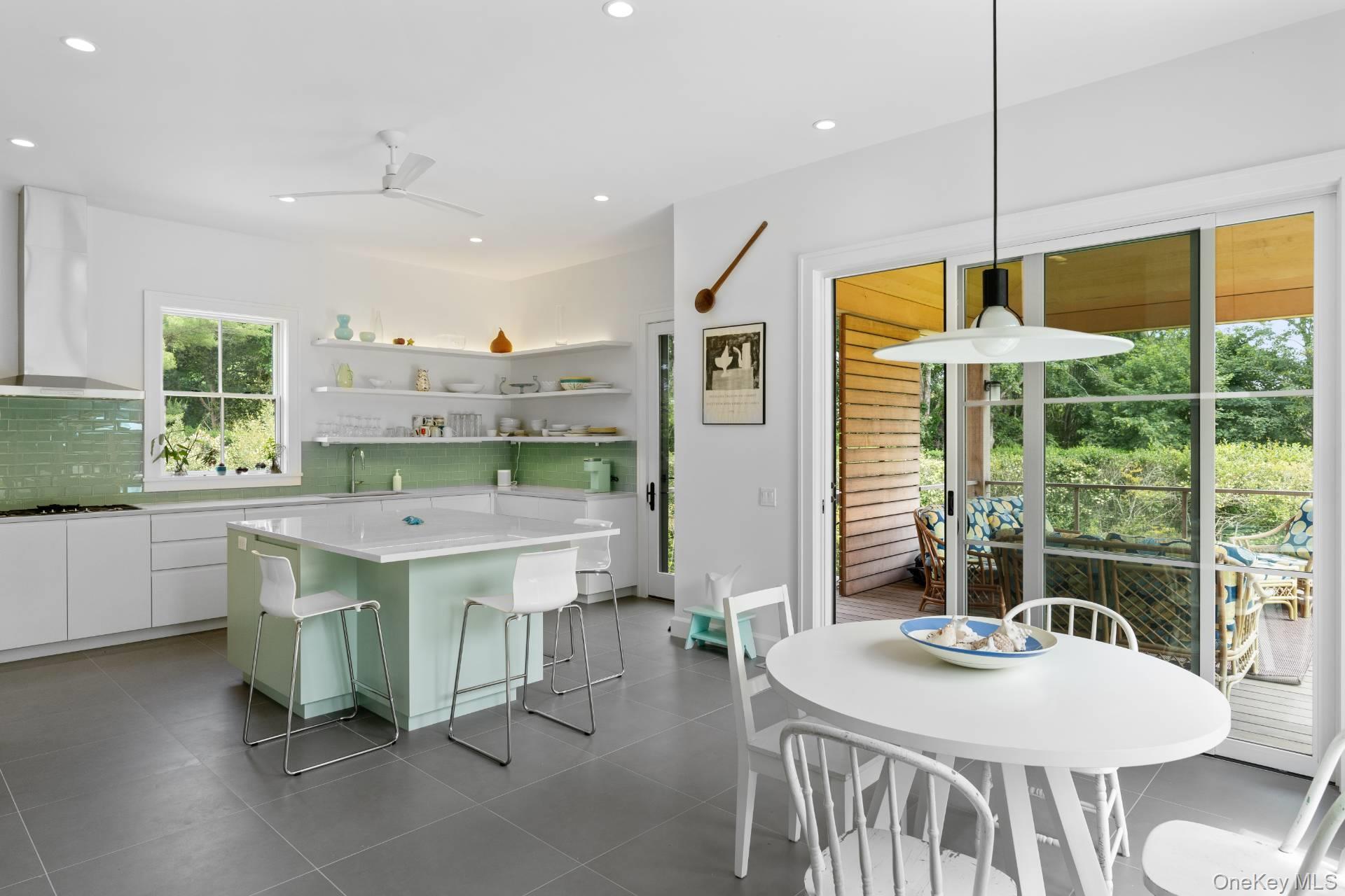 26 Georgian Lane, Water Mill, NY 11976