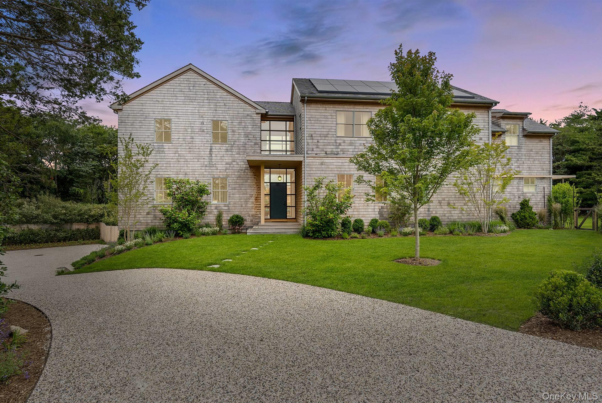 26 Georgian Lane, Water Mill, NY 11976