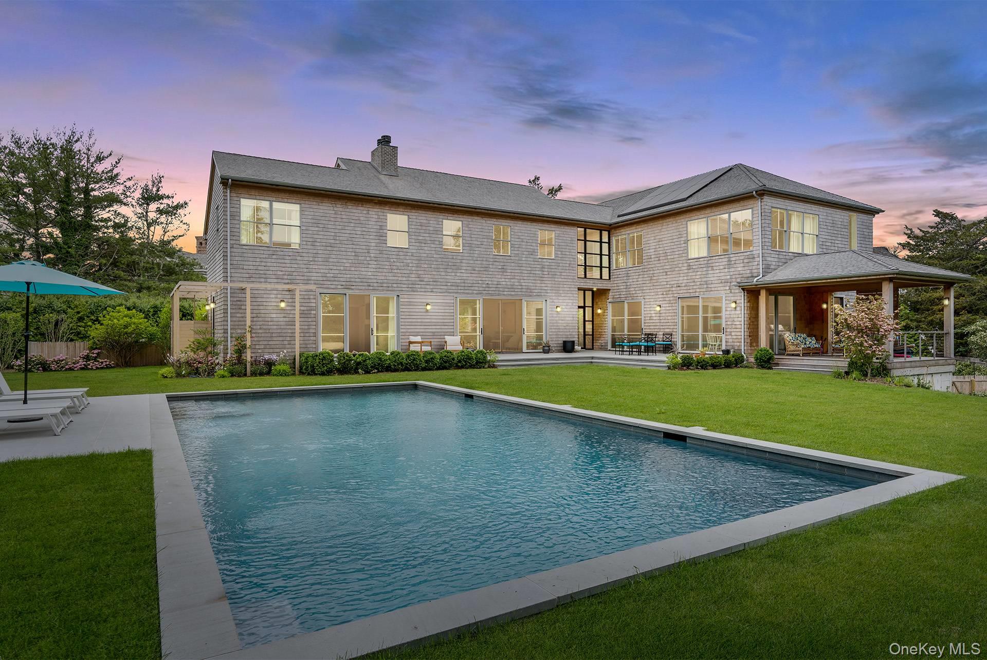 26 Georgian Lane, Water Mill, NY 11976