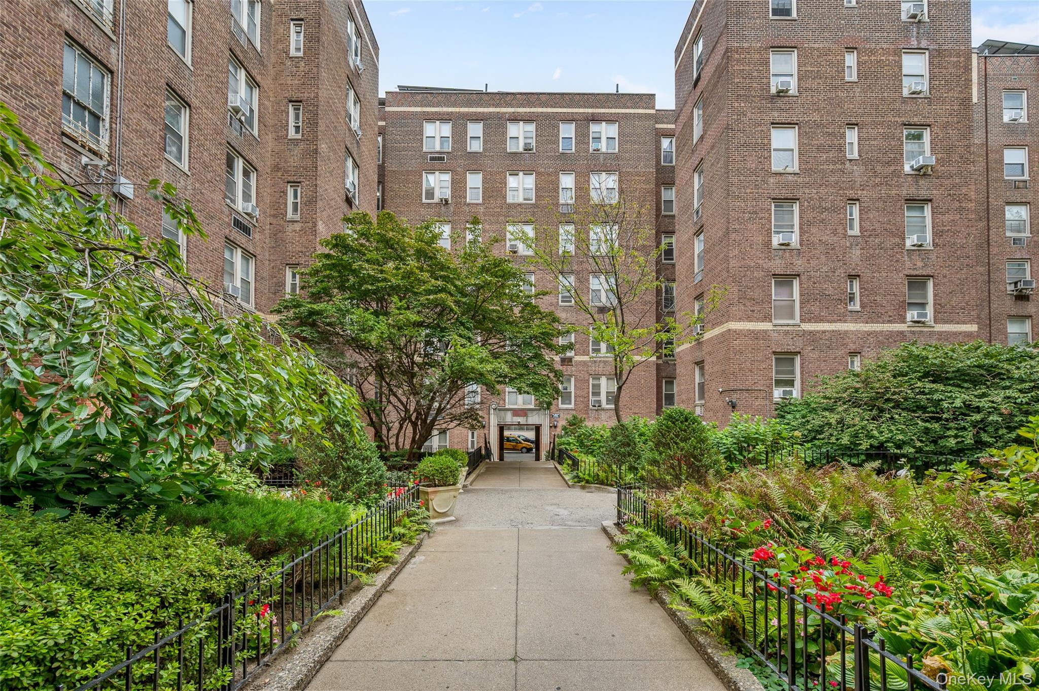 48-19 43rd Street # 4D, Sunnyside, NY 11377
