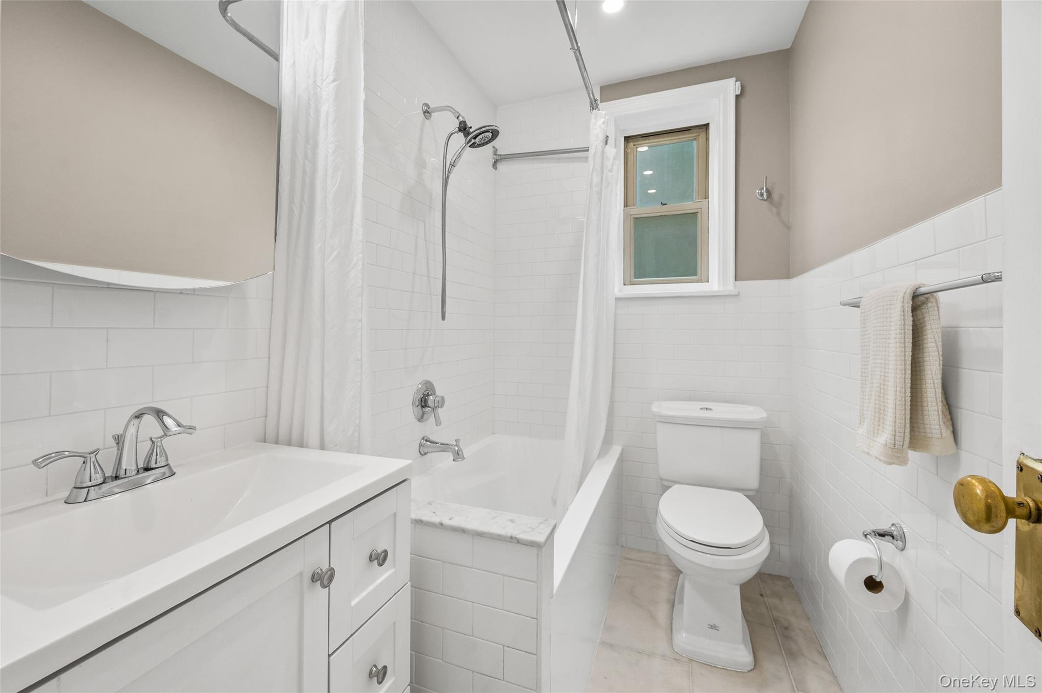 48-19 43rd Street # 4D, Sunnyside, NY 11377