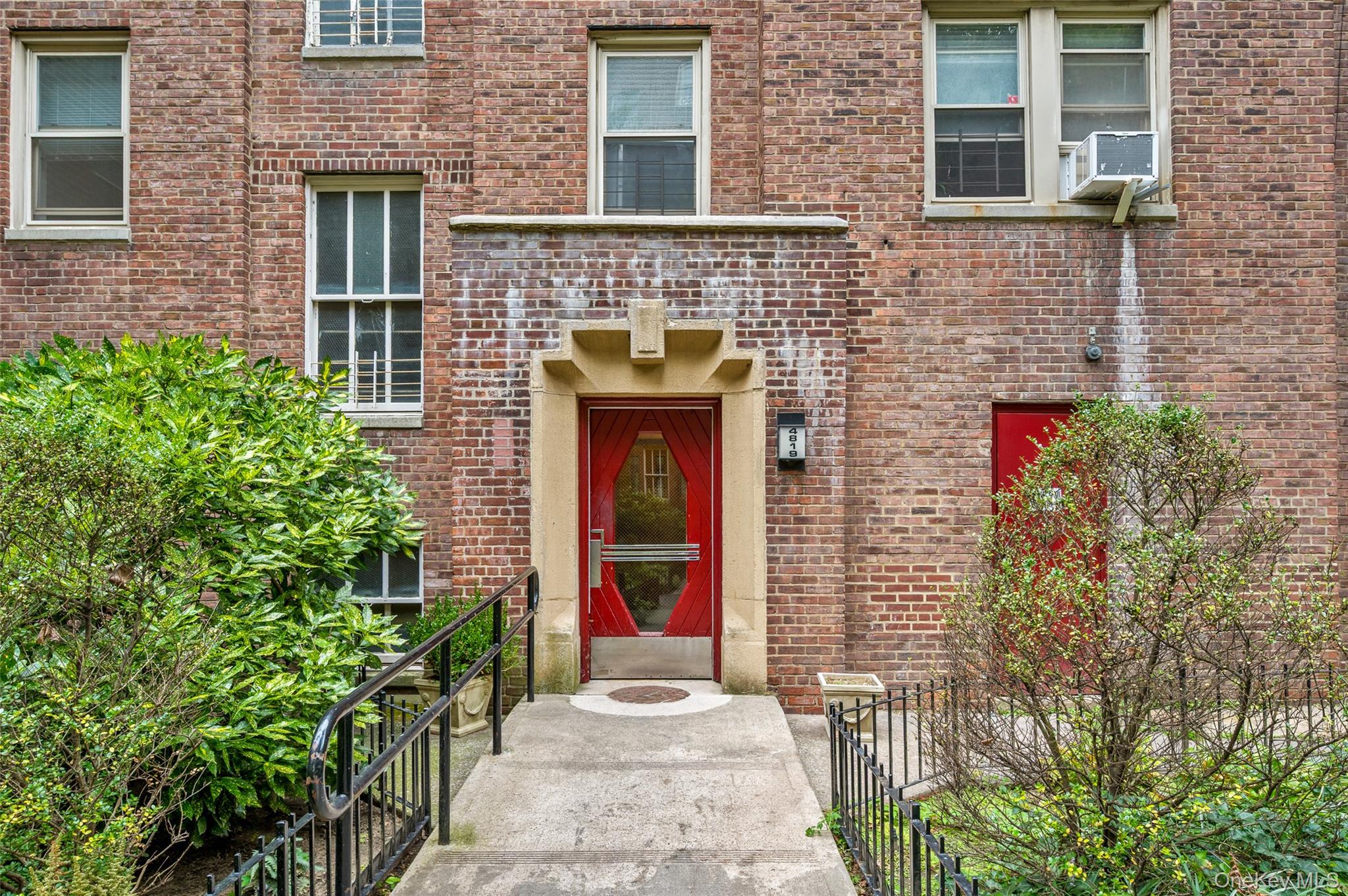 48-19 43rd Street # 4D, Sunnyside, NY 11377