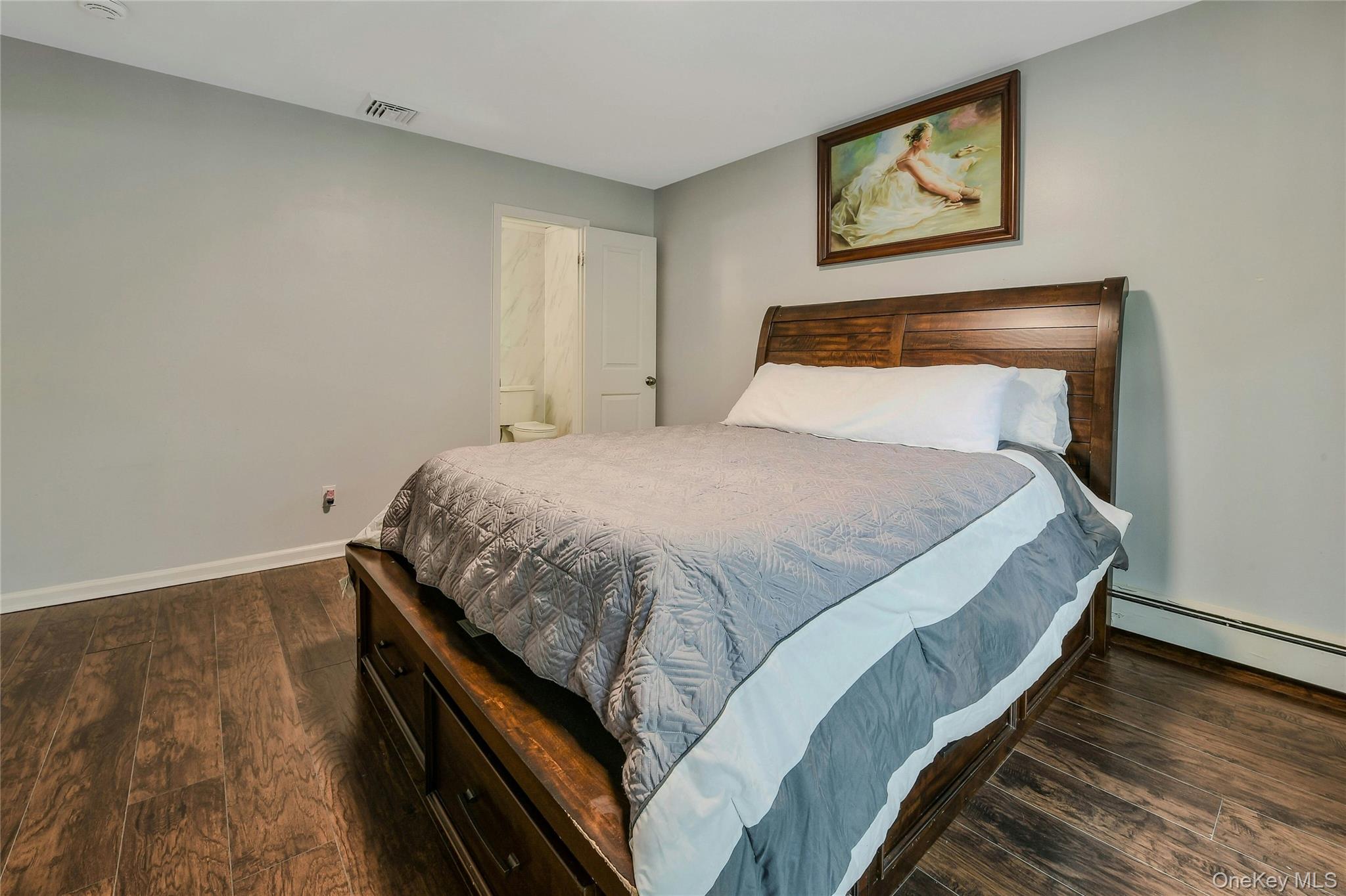 27 Upper Sheep Pasture Road, East Setauket, NY 11733