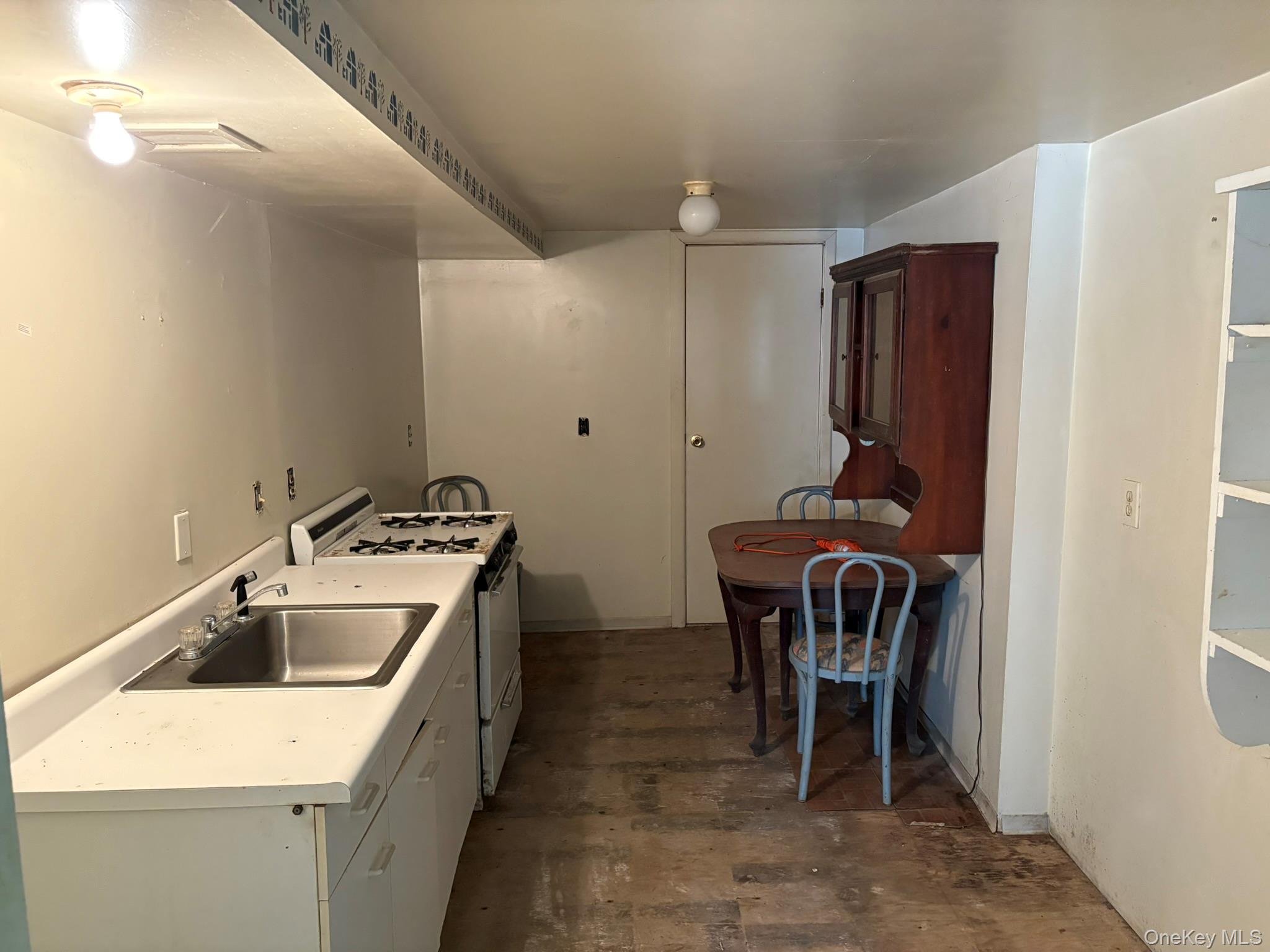 42 E Pond Lilly Road, Ancram, NY 12502